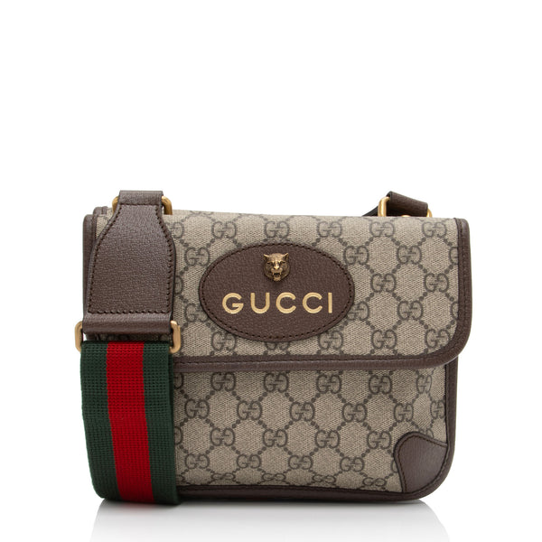 Gucci GG Supreme Neo Vintage Small Messenger Bag (SHF-DBNvzl)