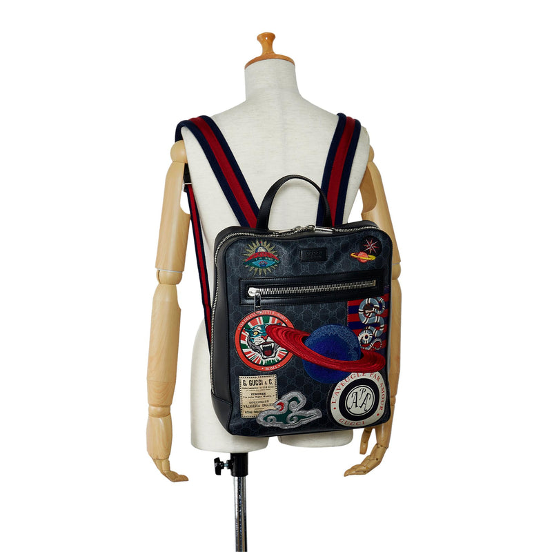 Gucci GG Supreme Night Courrier Backpack (SHG-jGbtSq)