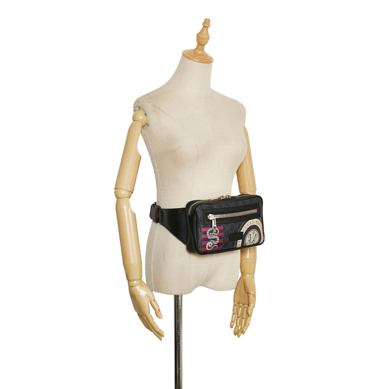 gucci supreme belt bag outfit