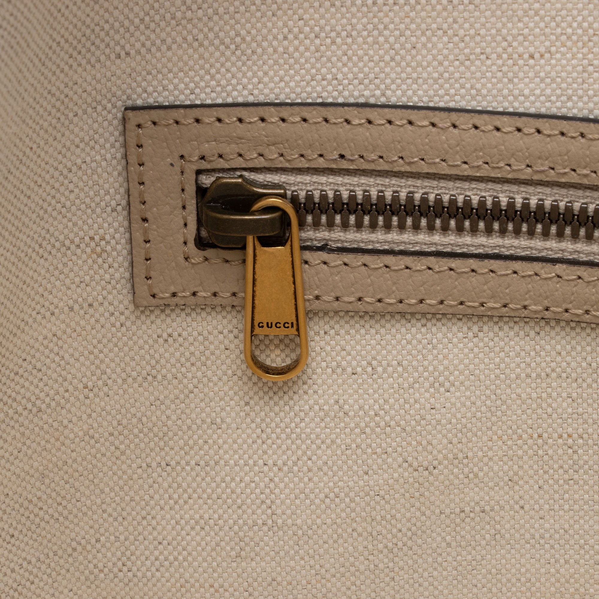 Gucci GG Supreme Ophidia Small Shoulder Bag (SHF-qaytNf)