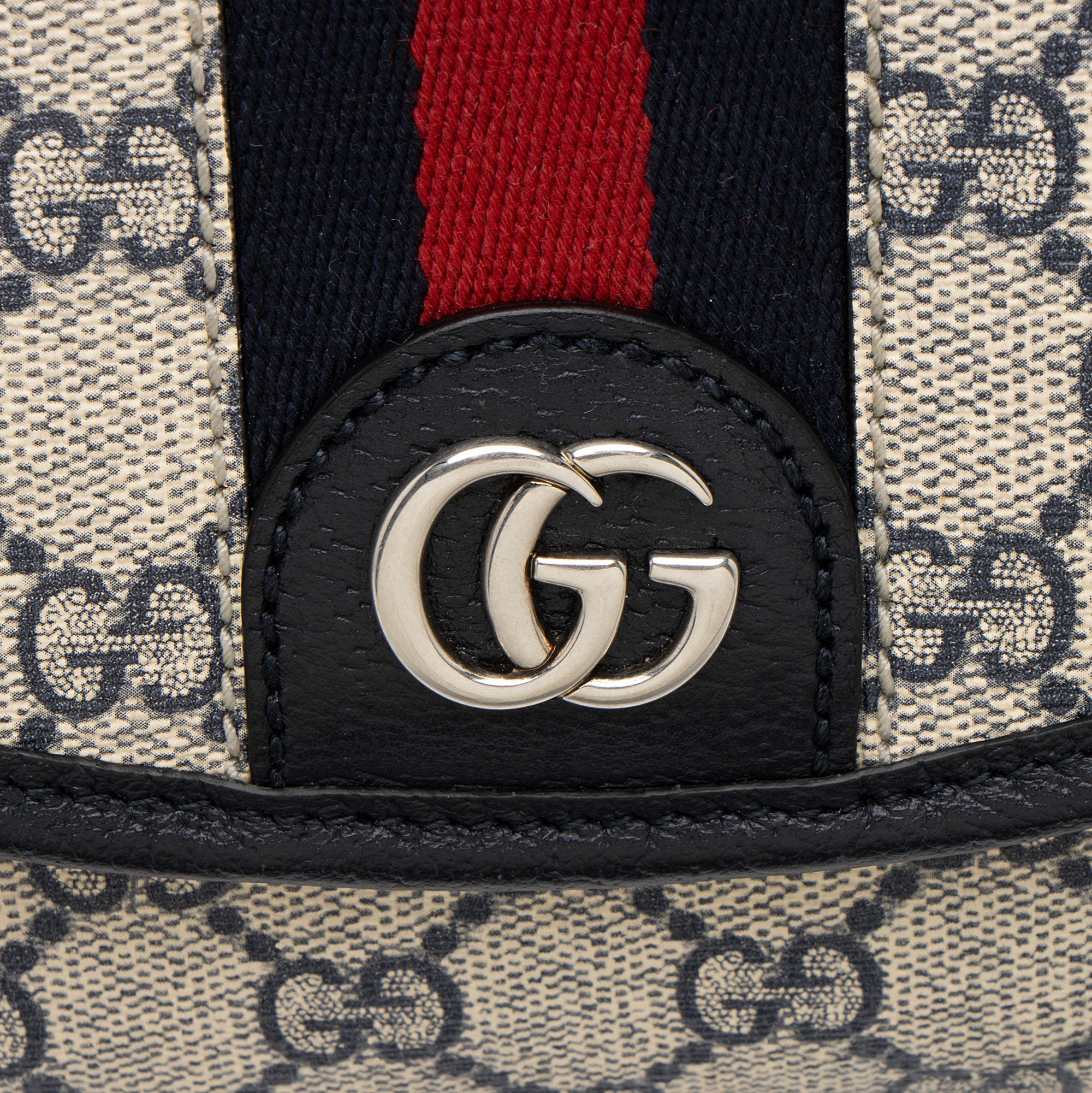 Gucci GG Supreme Ophidia Studded Web Flap Small Messenger (SHF-ken4qy)