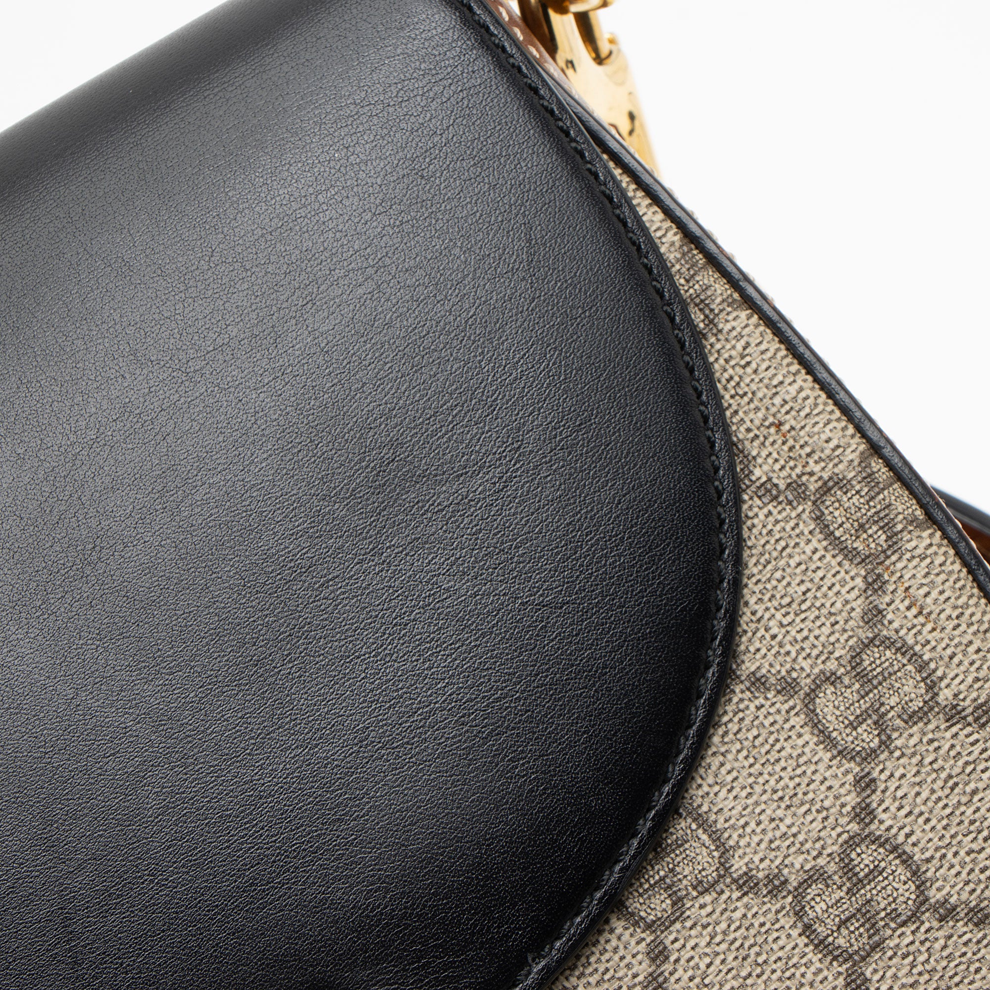 Gucci GG Supreme Padlock Saddle Medium Shoulder Bag