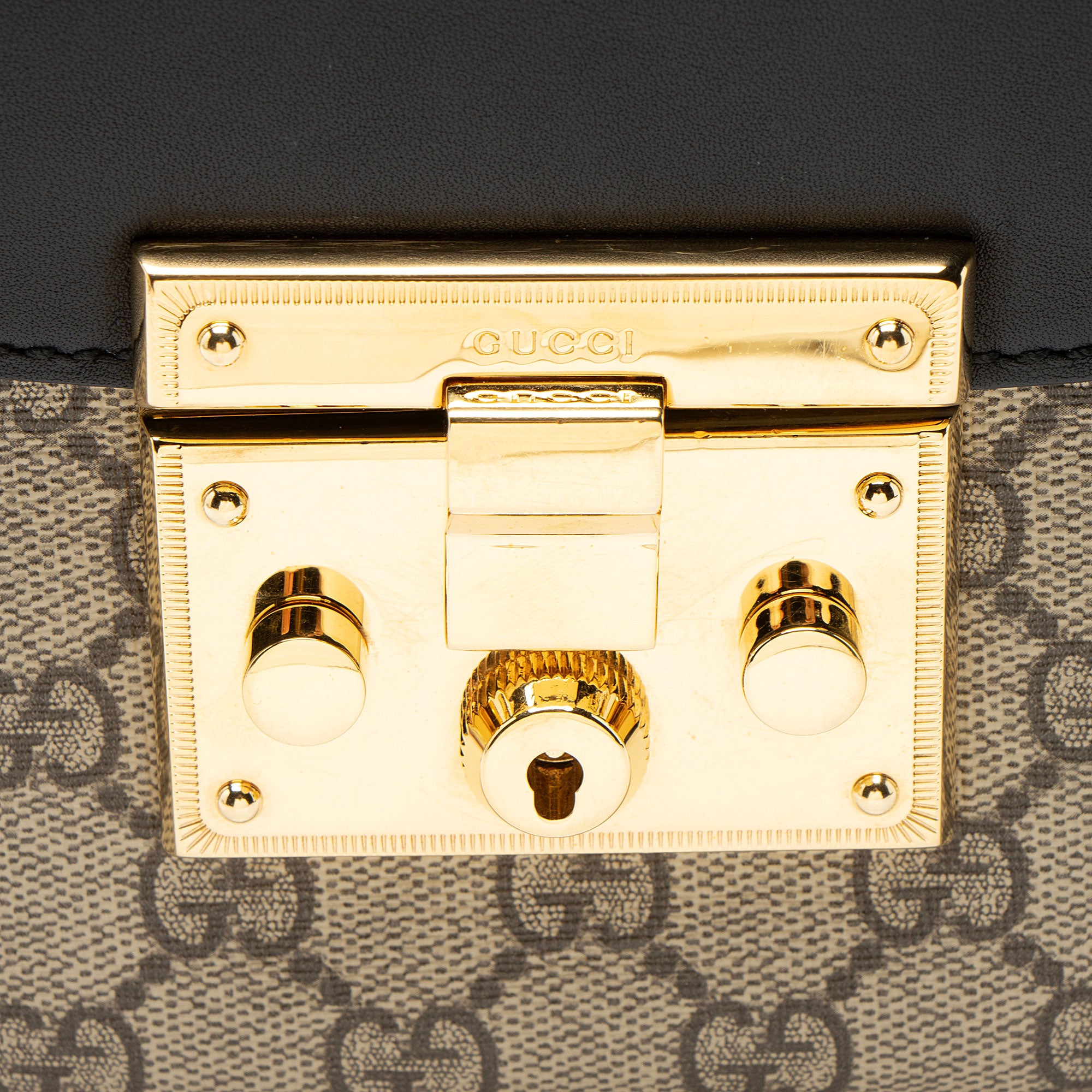 Gucci GG Supreme Padlock Saddle Medium Shoulder Bag