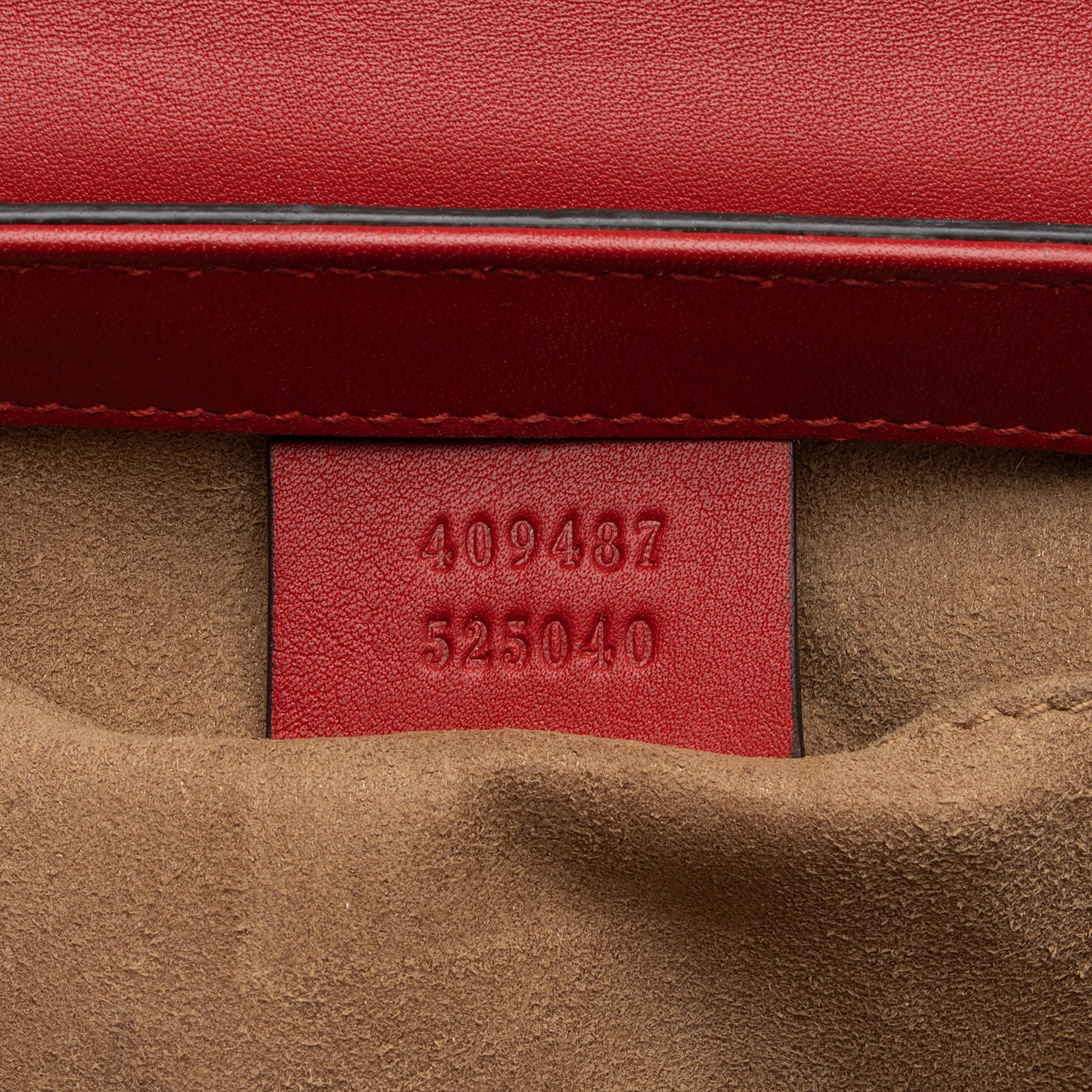 Gucci GG Supreme Padlock Small Shoulder Bag (SHF-FvSIKl)