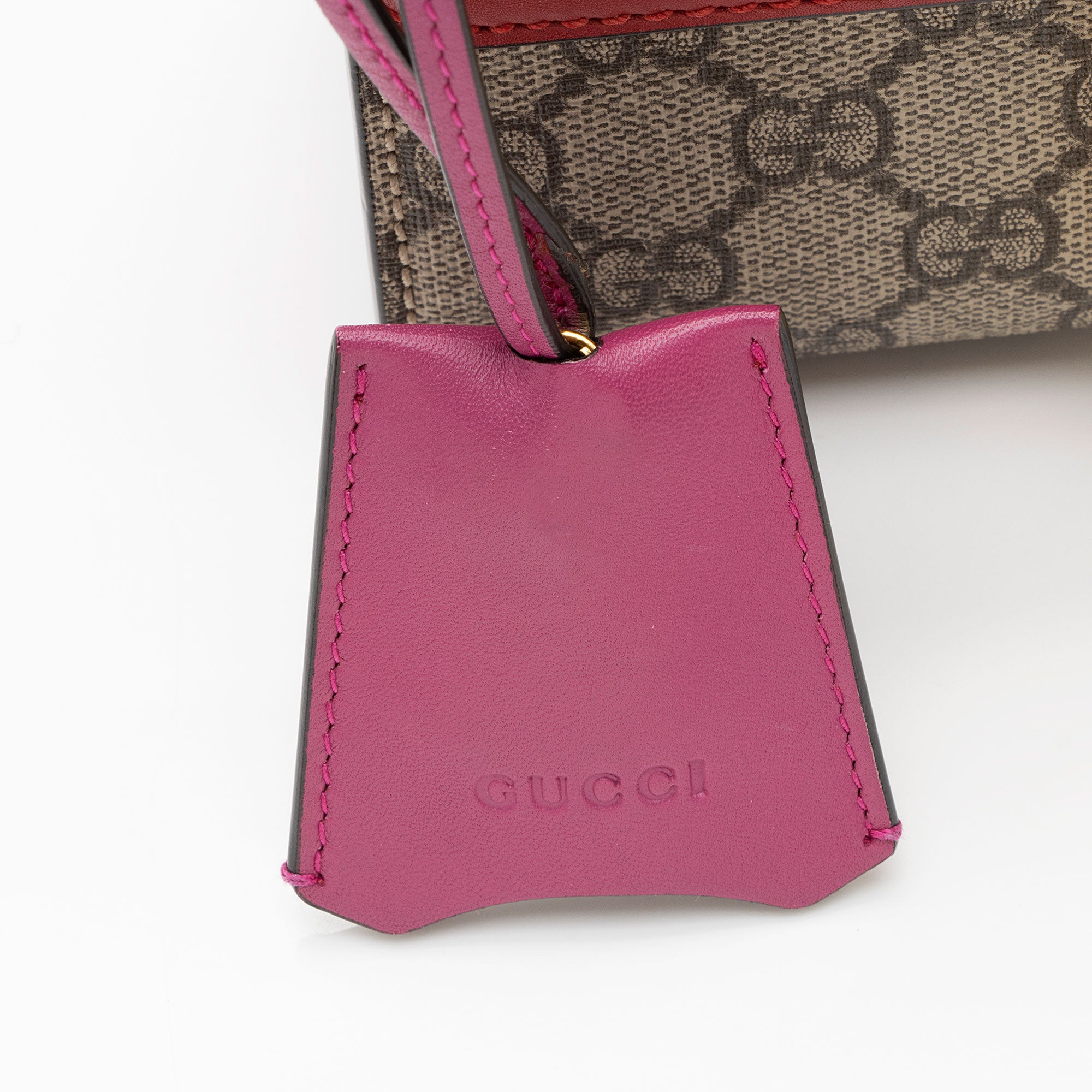 Gucci GG Supreme Padlock Small Shoulder Bag (SHF-FvSIKl)