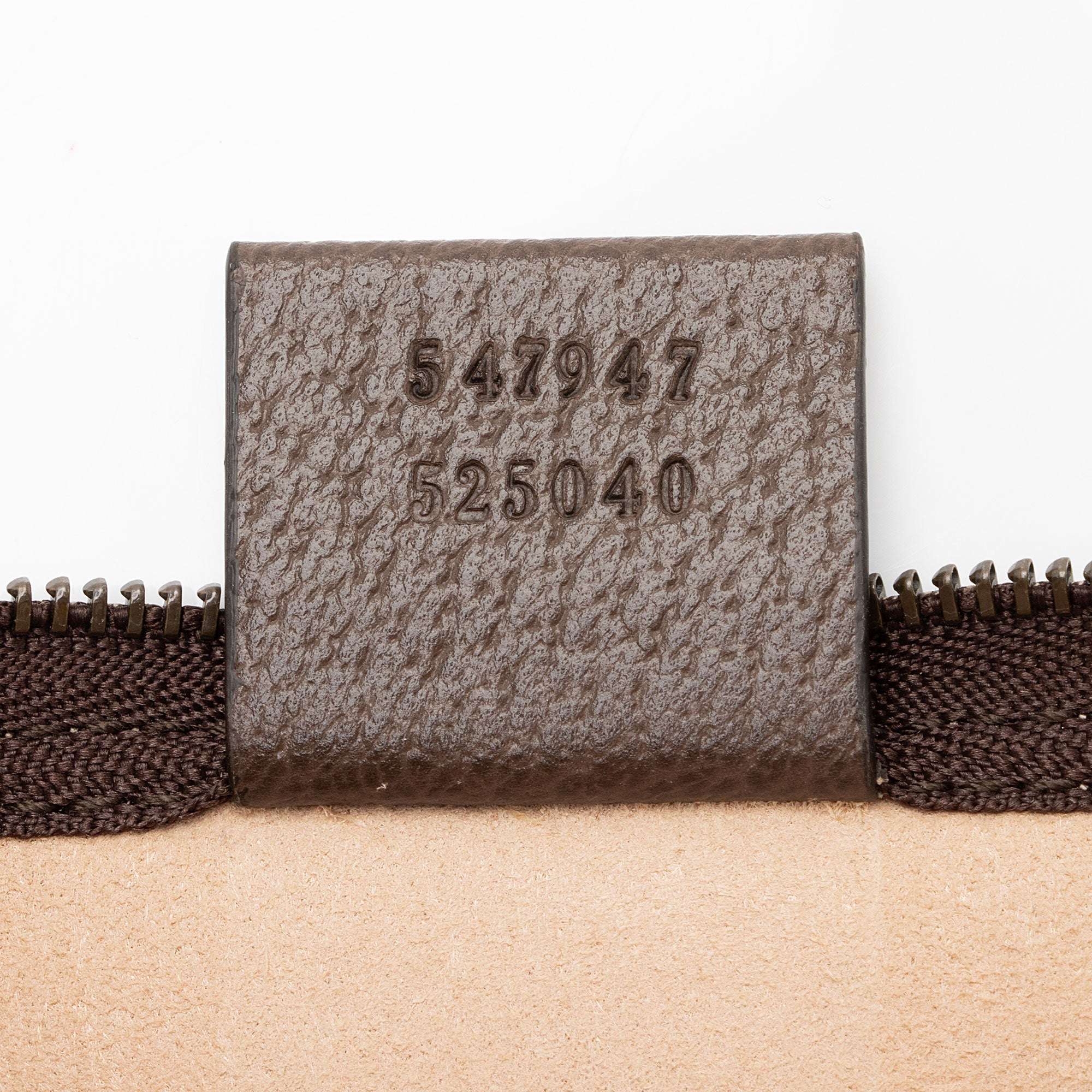 Gucci GG Supreme Pochette (SHF-I5cL0V)