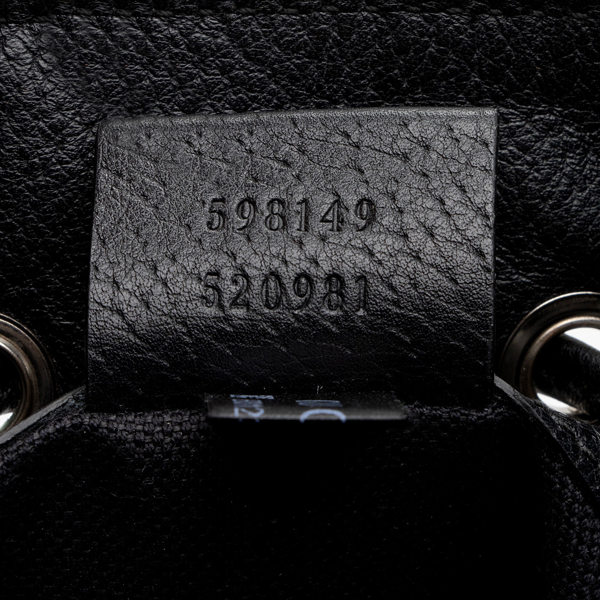 Gucci GG Supreme Psychedelic Bucket Bag (SHF-FBIF8K)