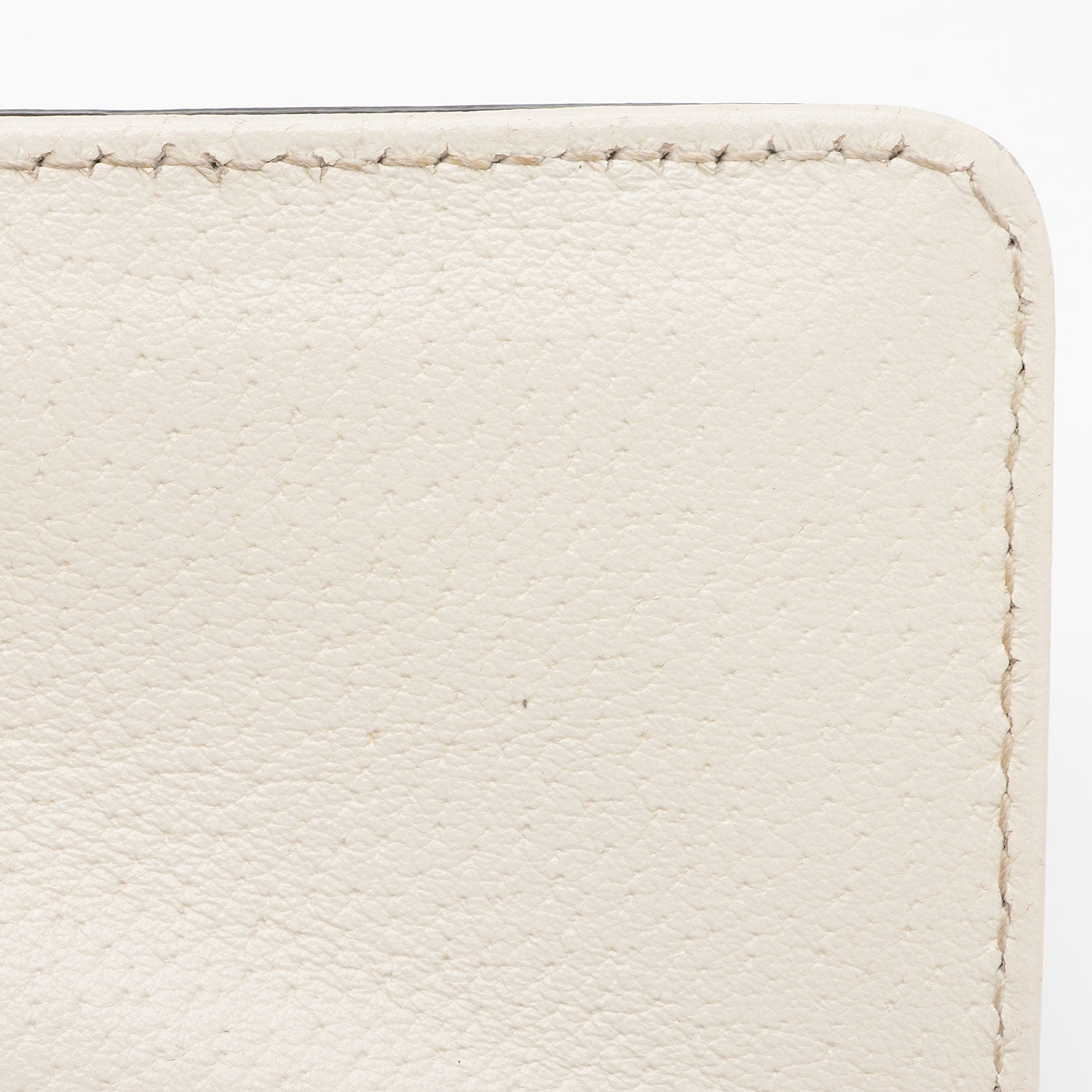 Gucci GG Supreme Queen Margaret Medium Shoulder Bag (SHF-ru59Pg)