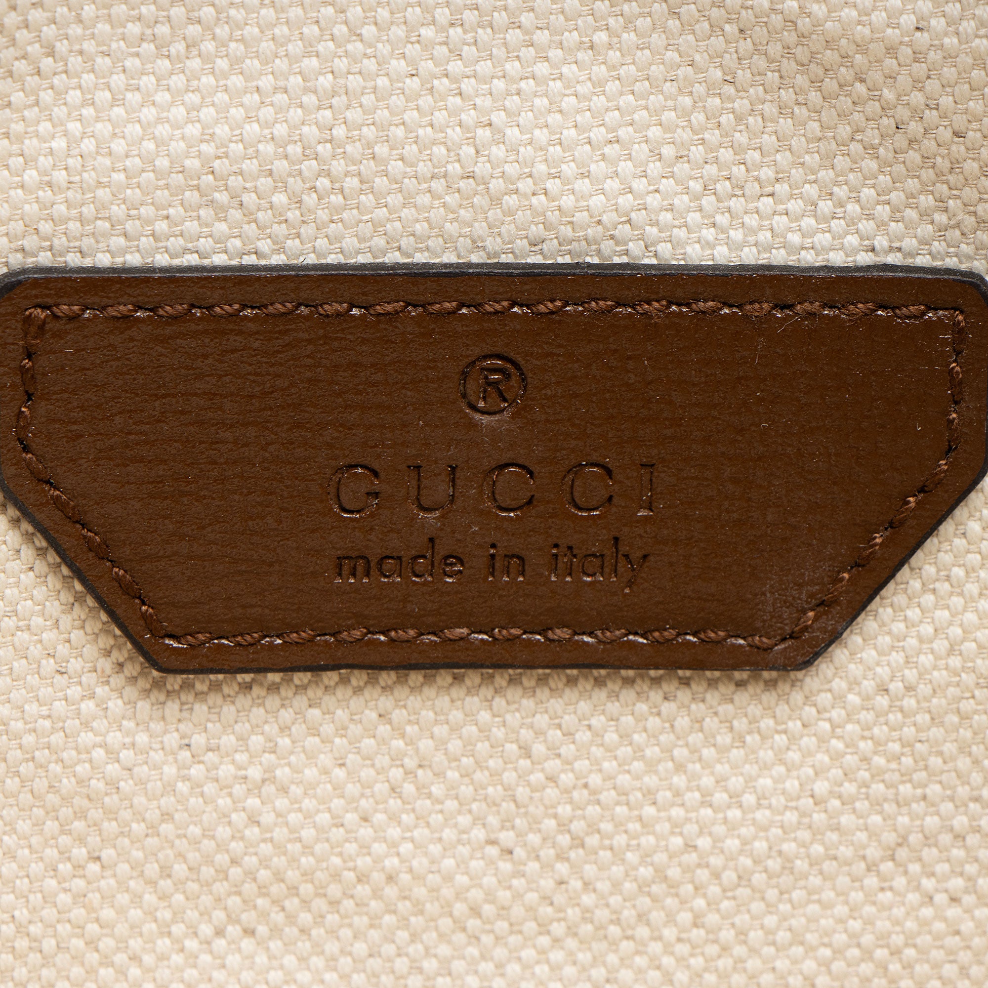 Gucci GG Supreme Retro Belt Bag