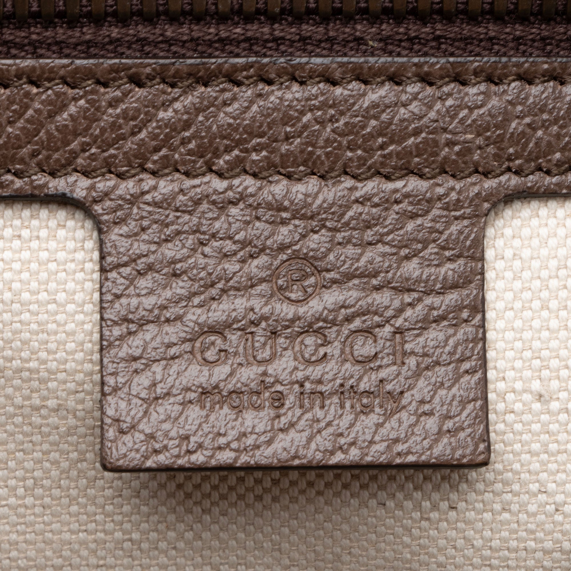 Gucci GG Supreme Savoy Medium Duffle