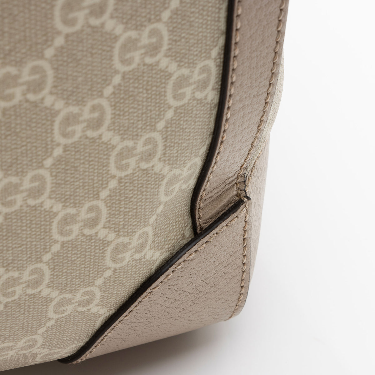 Gucci GG Supreme Savoy Small Duffle
