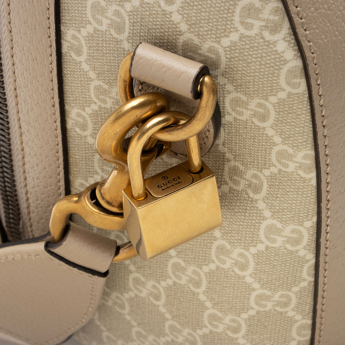 Gucci GG Supreme Savoy Small Duffle
