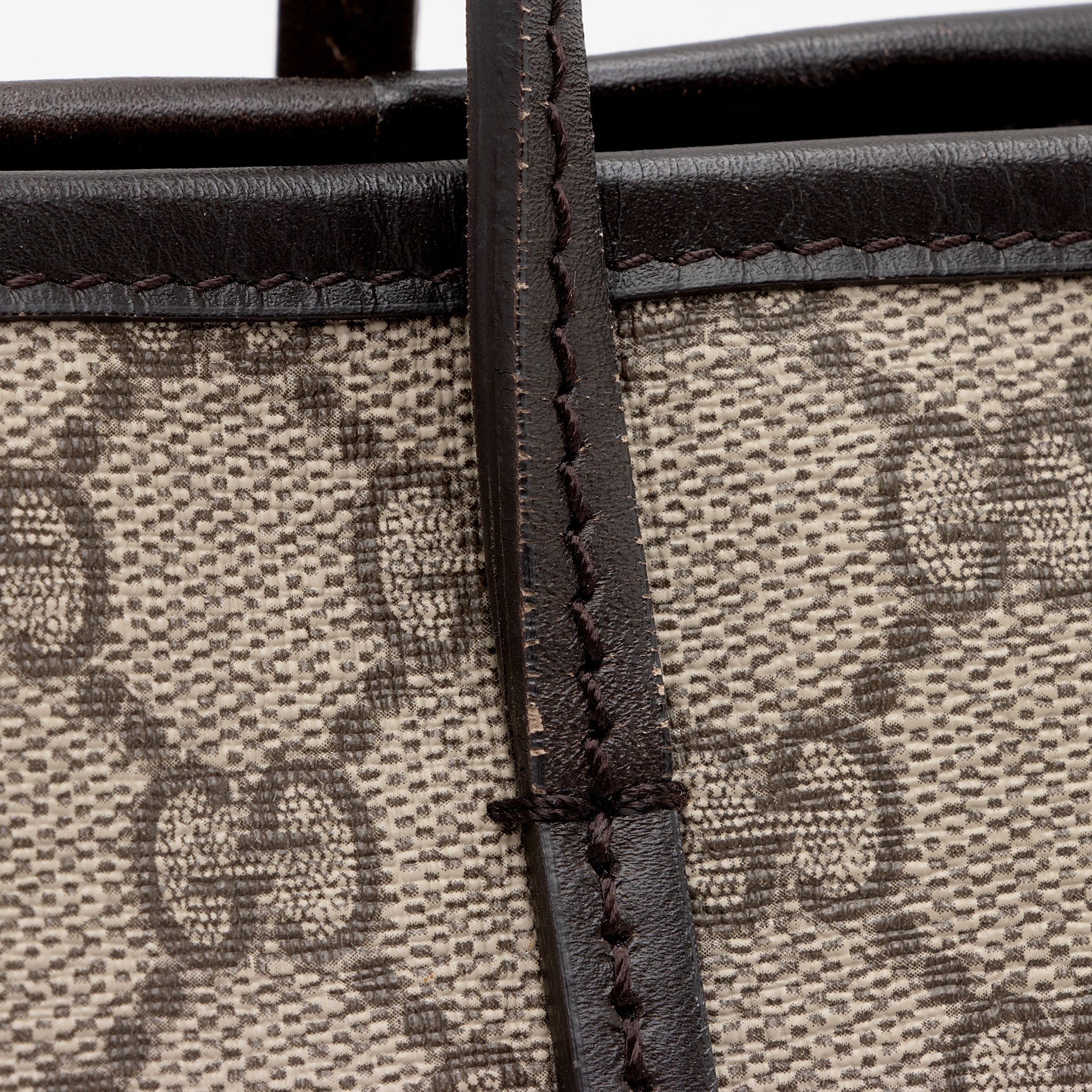 Gucci GG Supreme Small Convertible Tote (SHF-3DHKoq)