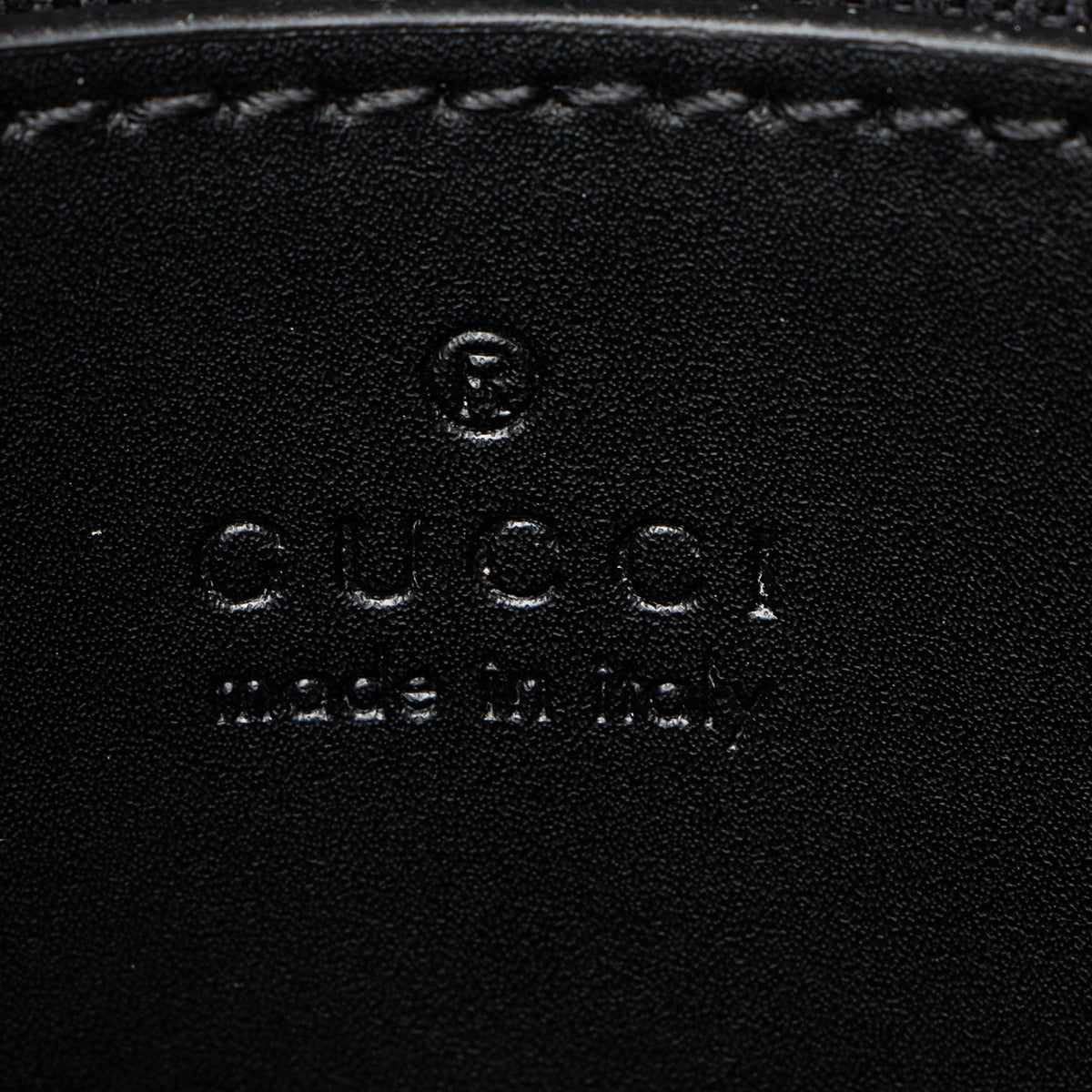 Gucci GG Supreme Small Messenger