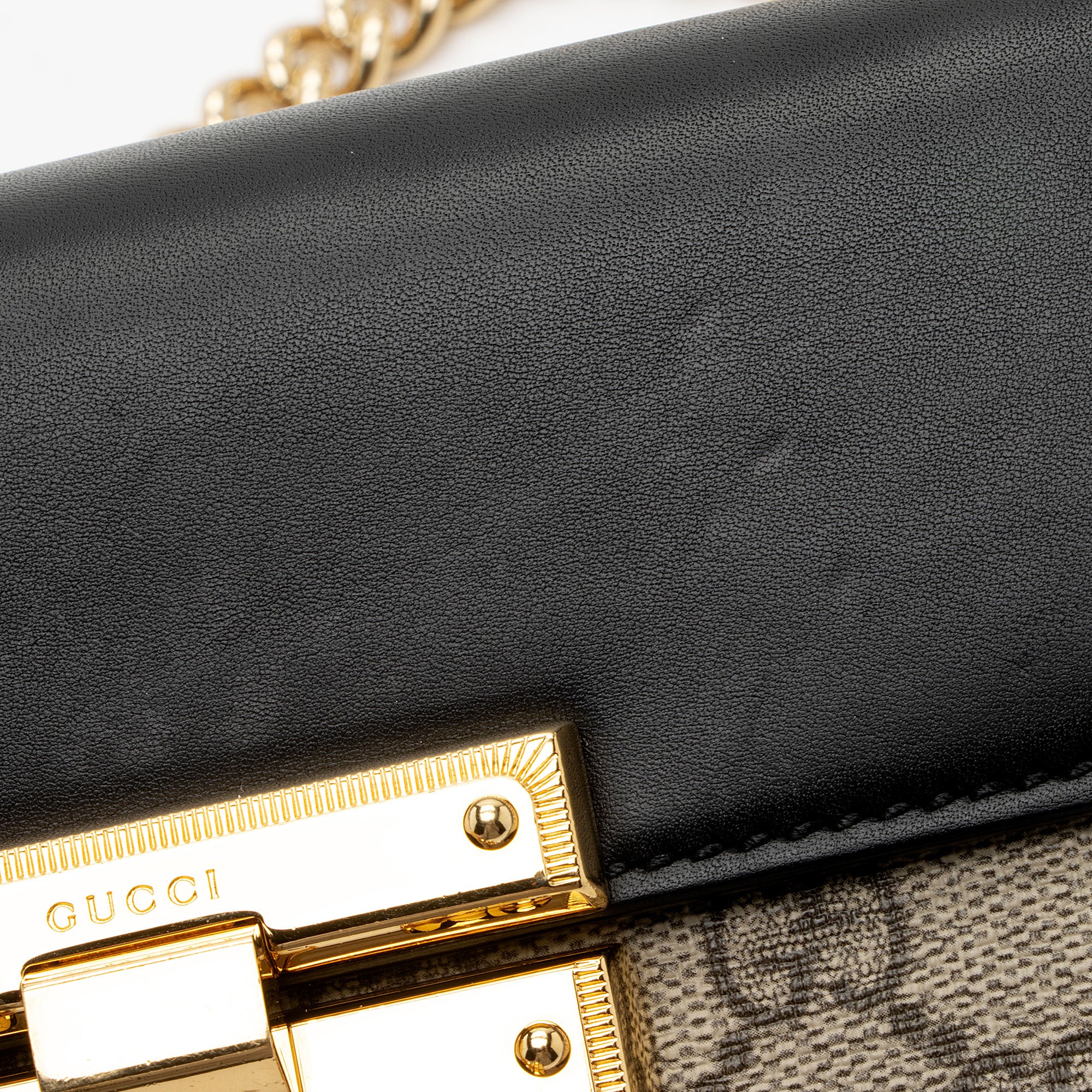 Gucci GG Supreme Small Padlock Shoulder Bag (SHF-rqVDip)
