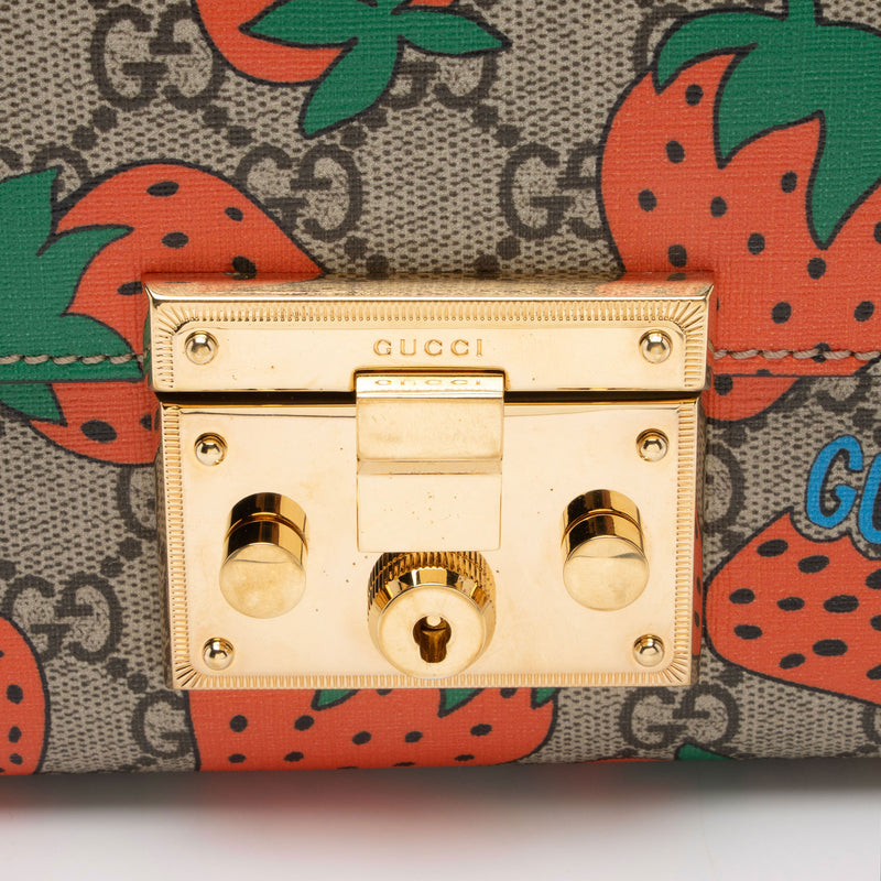 Gucci GG Supreme Strawberry Padlock Small Shoulder Bag (SHF-uX0Syw)