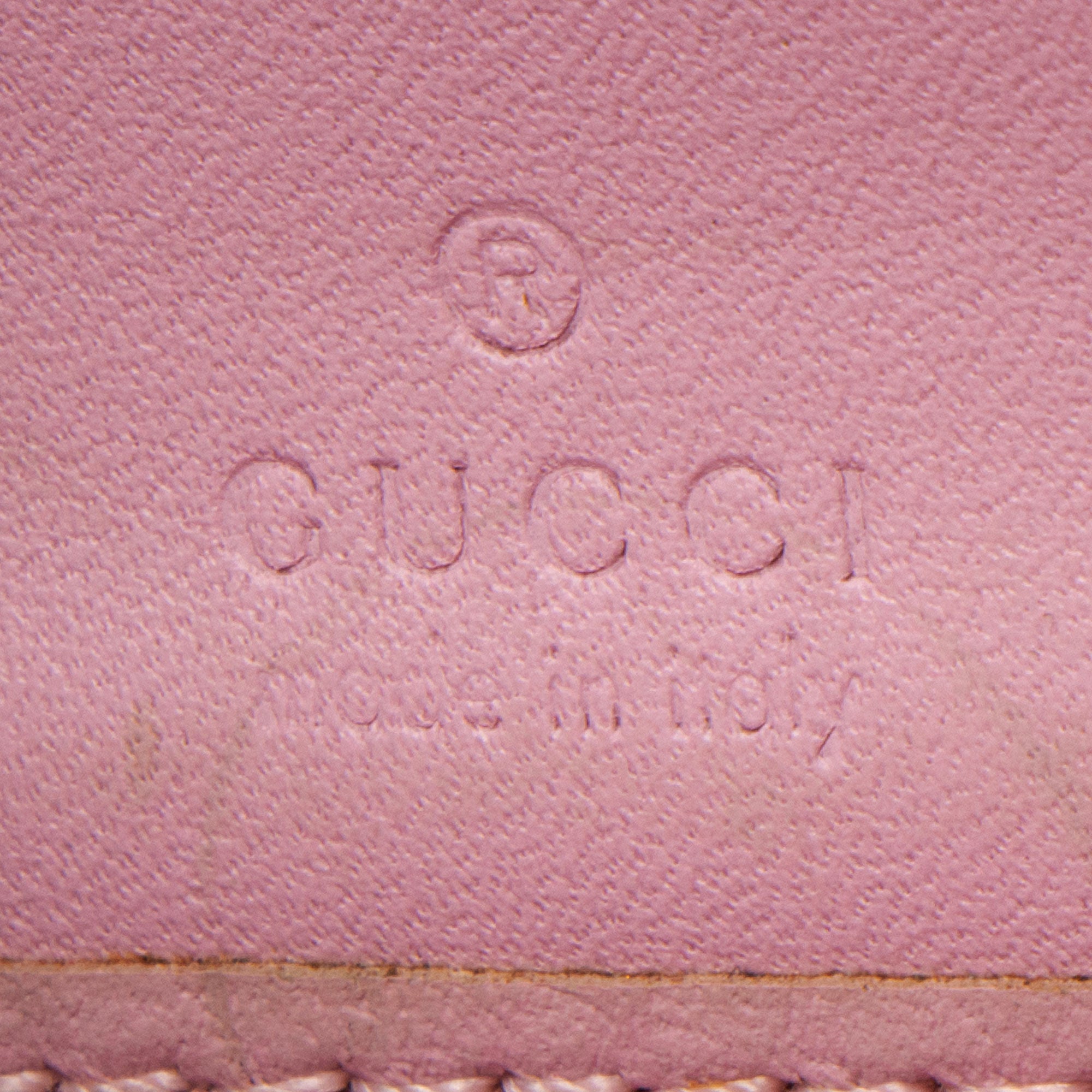 Gucci GG Supreme Strawberry Zip Around Wallet