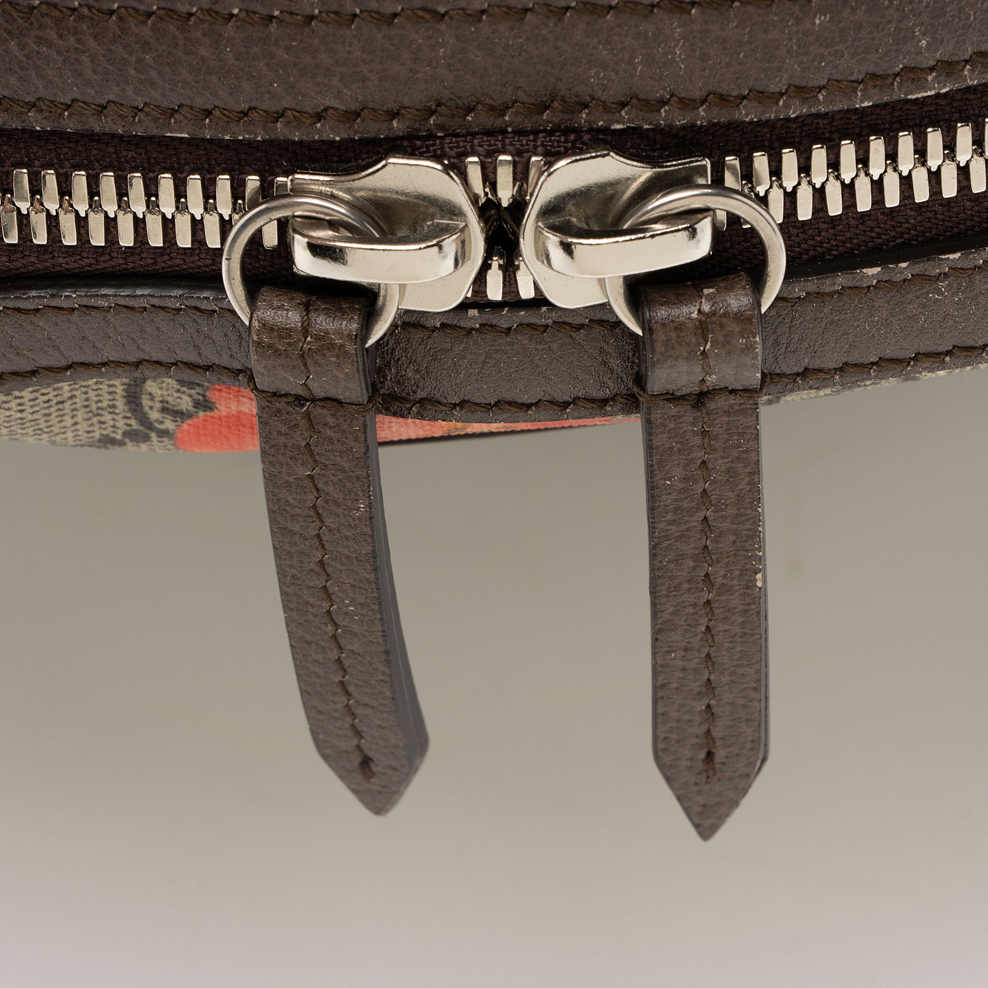 Gucci GG Supreme Tian Day Medium Backpack