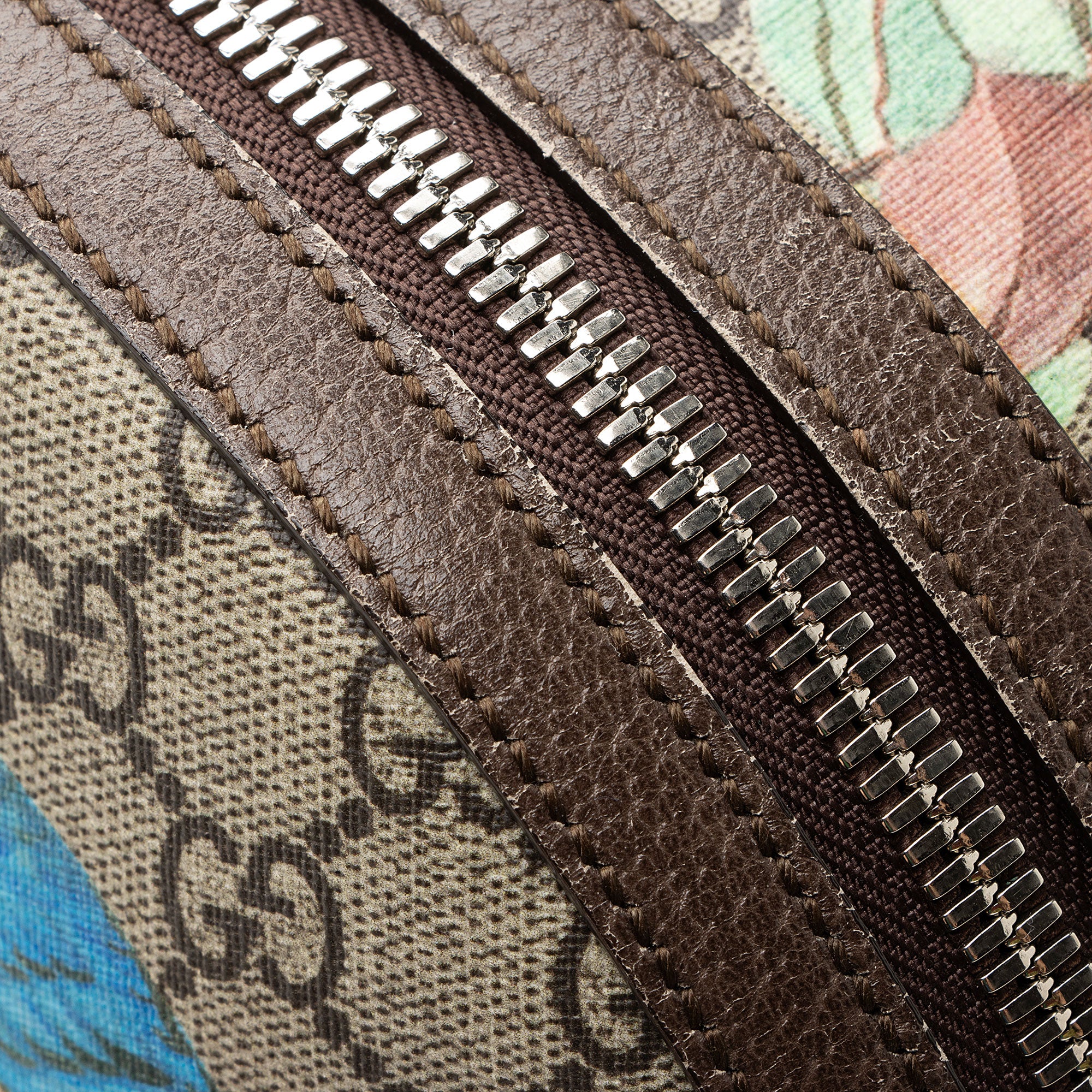 Gucci GG Supreme Tian Day Medium Backpack