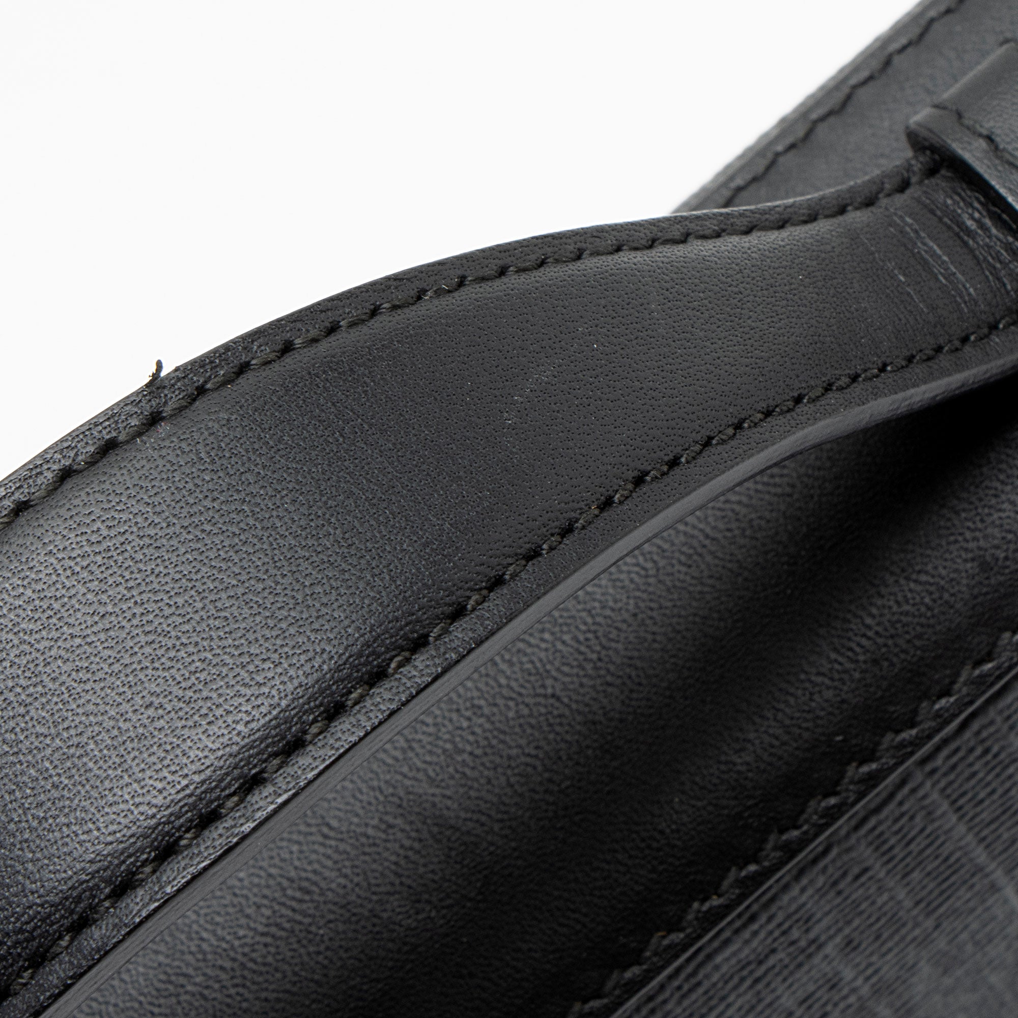 Gucci GG Supreme Travel Document Case