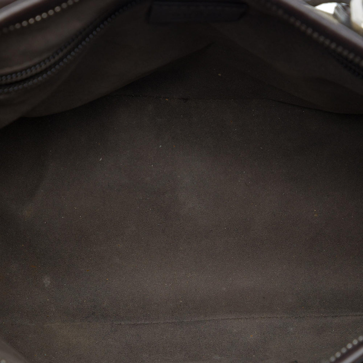 Gucci GG Supreme Zippered Tote