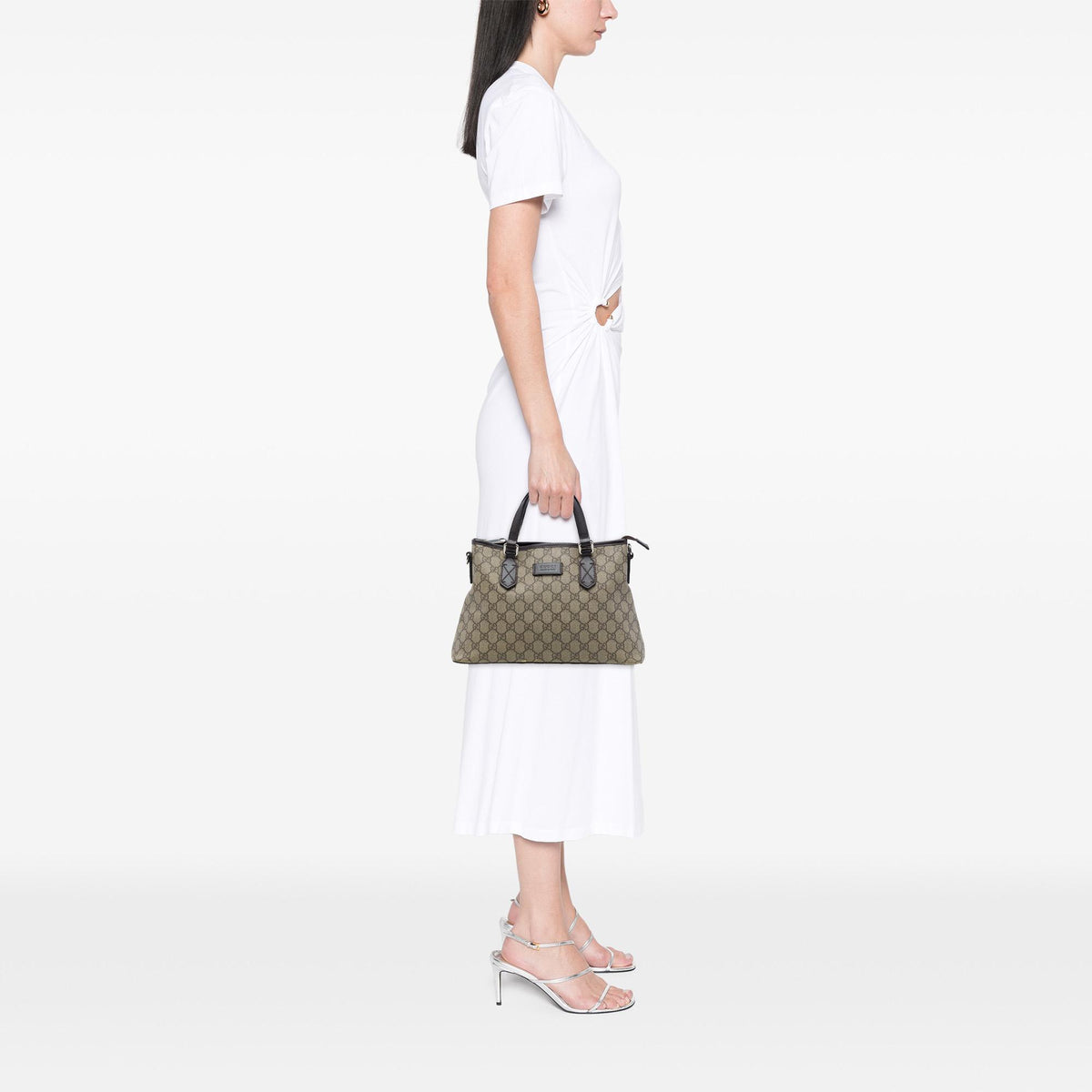 Gucci GG Supreme Zippered Tote