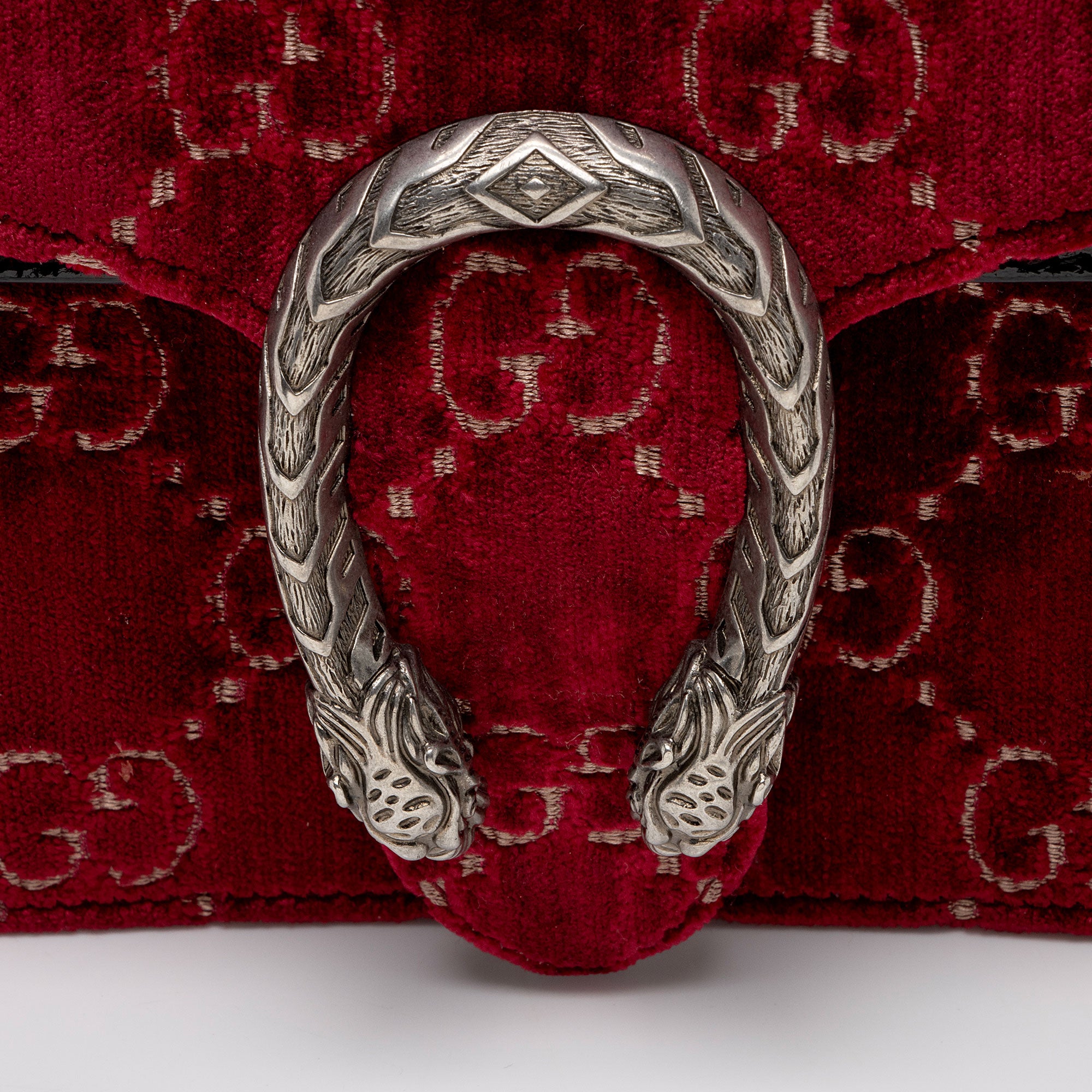 Gucci GG Velvet Dionysus Small Shoulder Bag