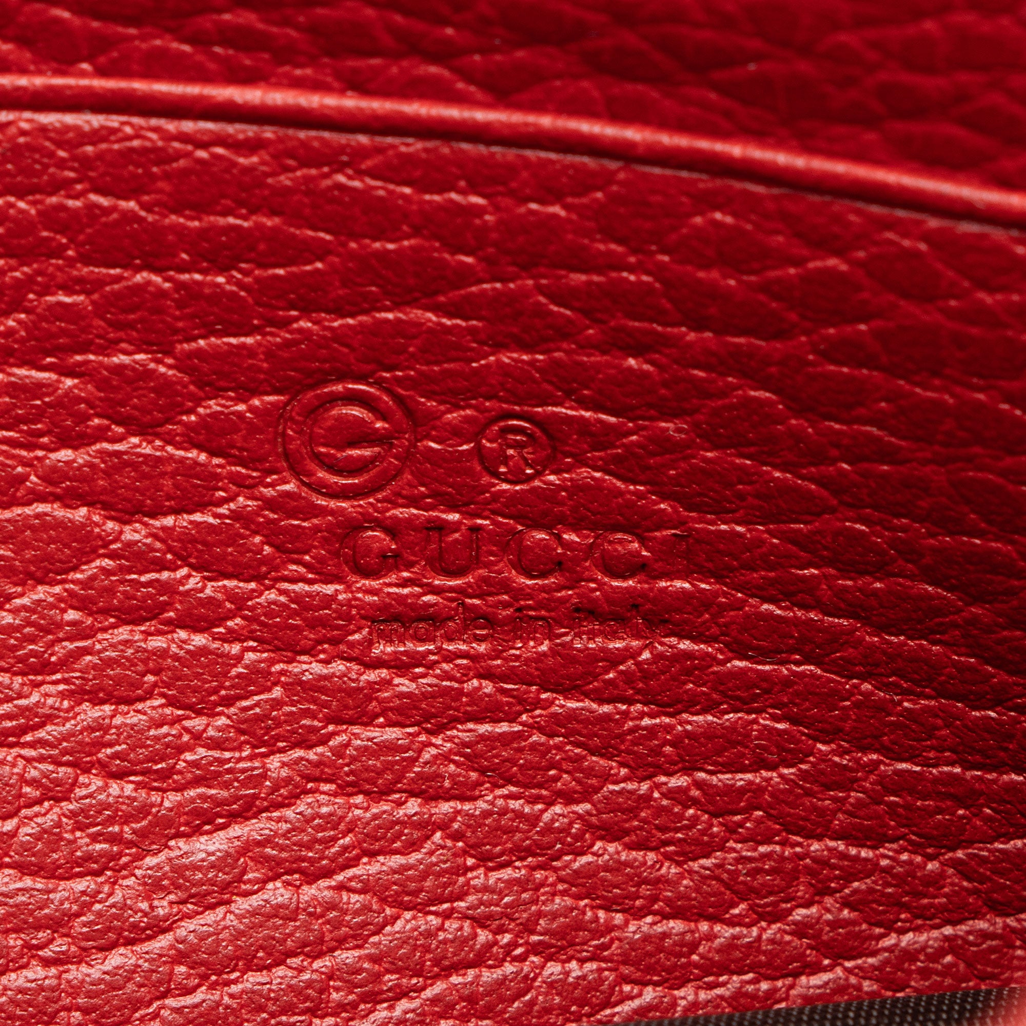 Gucci Grained Calfskin Interlocking G Chain Wallet