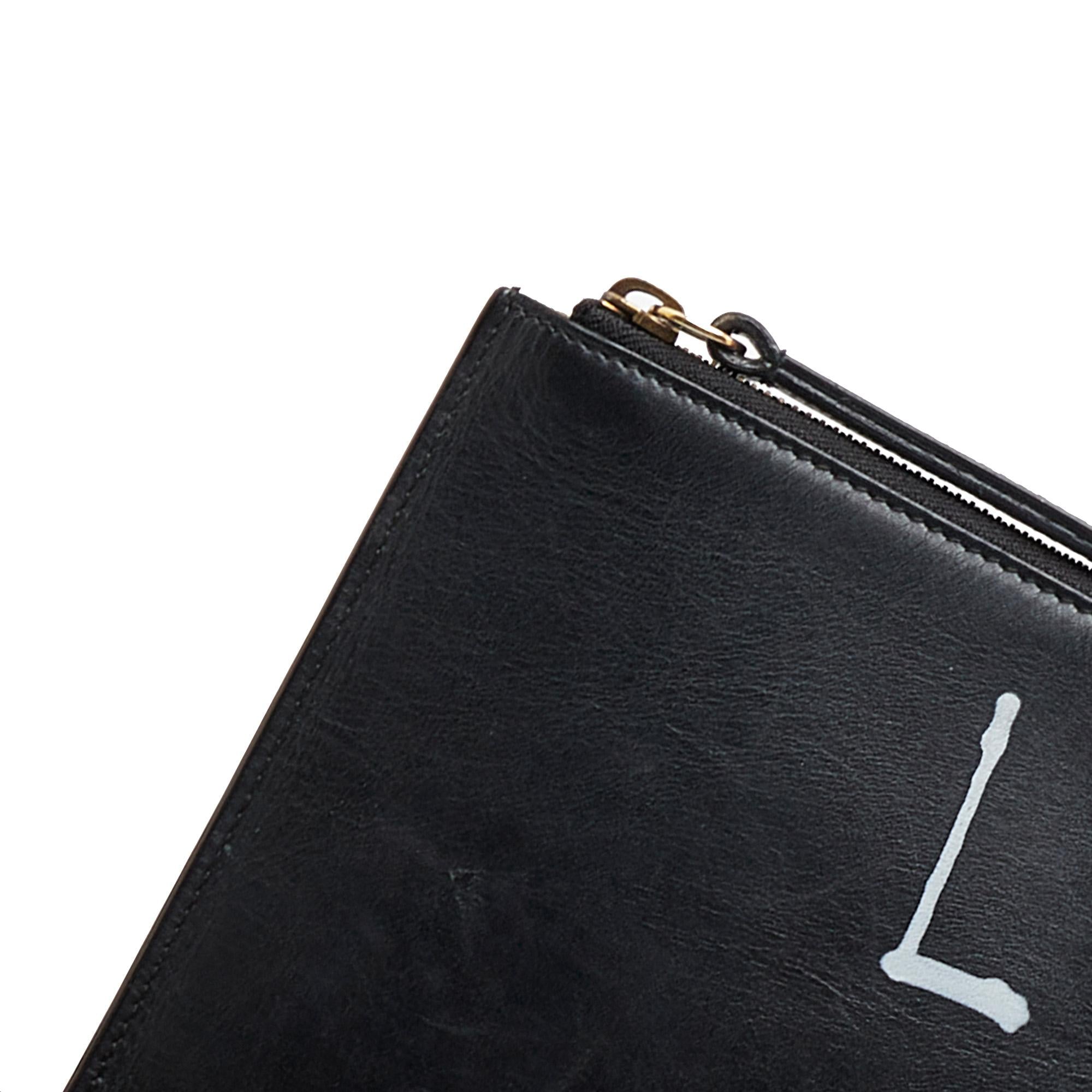 Gucci Gucci Ghost Life is Gucci Leather Clutch Bag SHG QPhnpZ