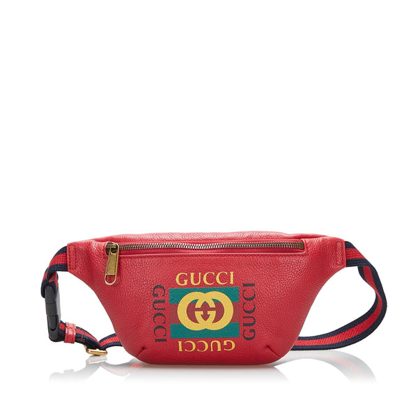 Gucci Gucci Logo Belt Bag (SHG-nYytnh)