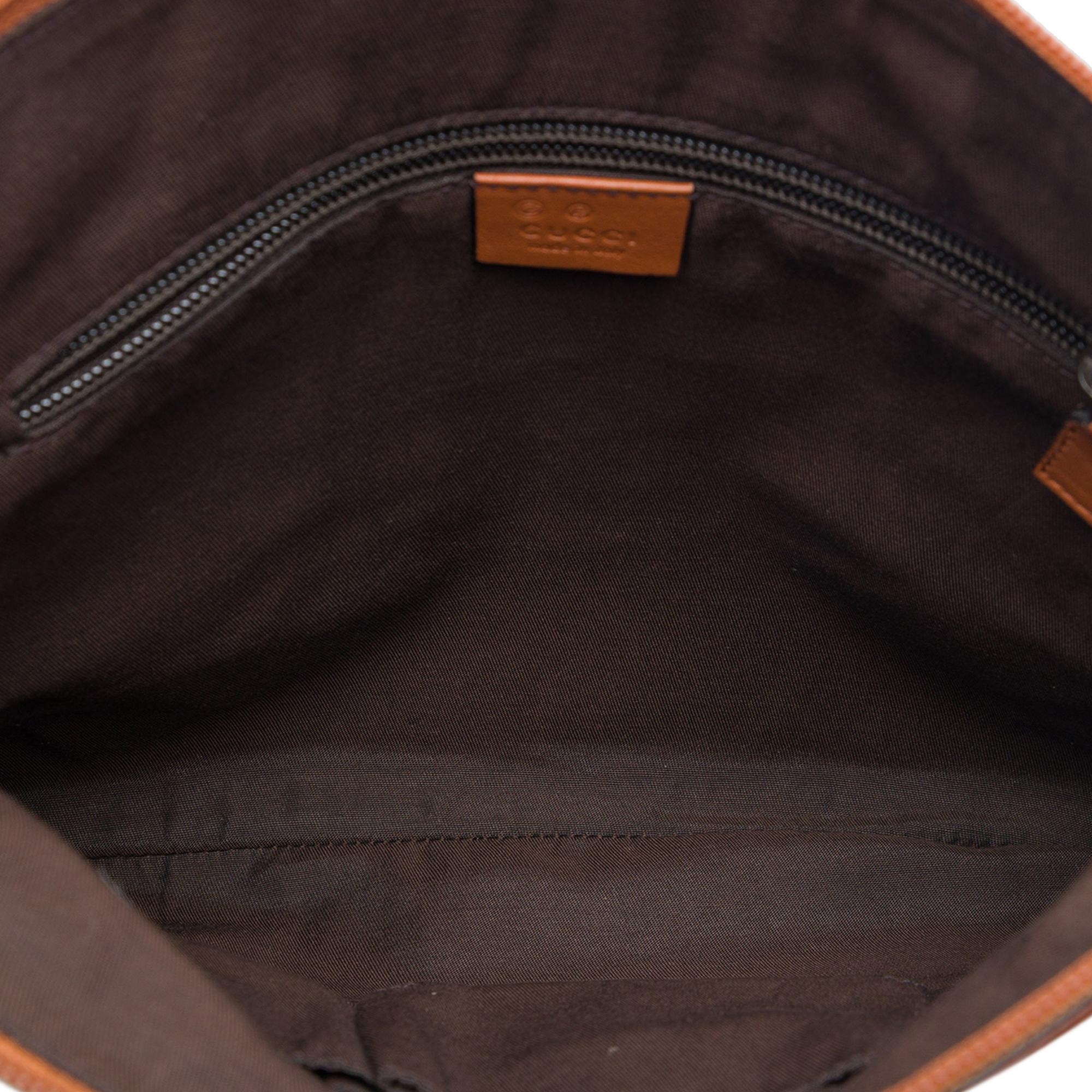 Gucci Guccissima Flat Messenger Bag