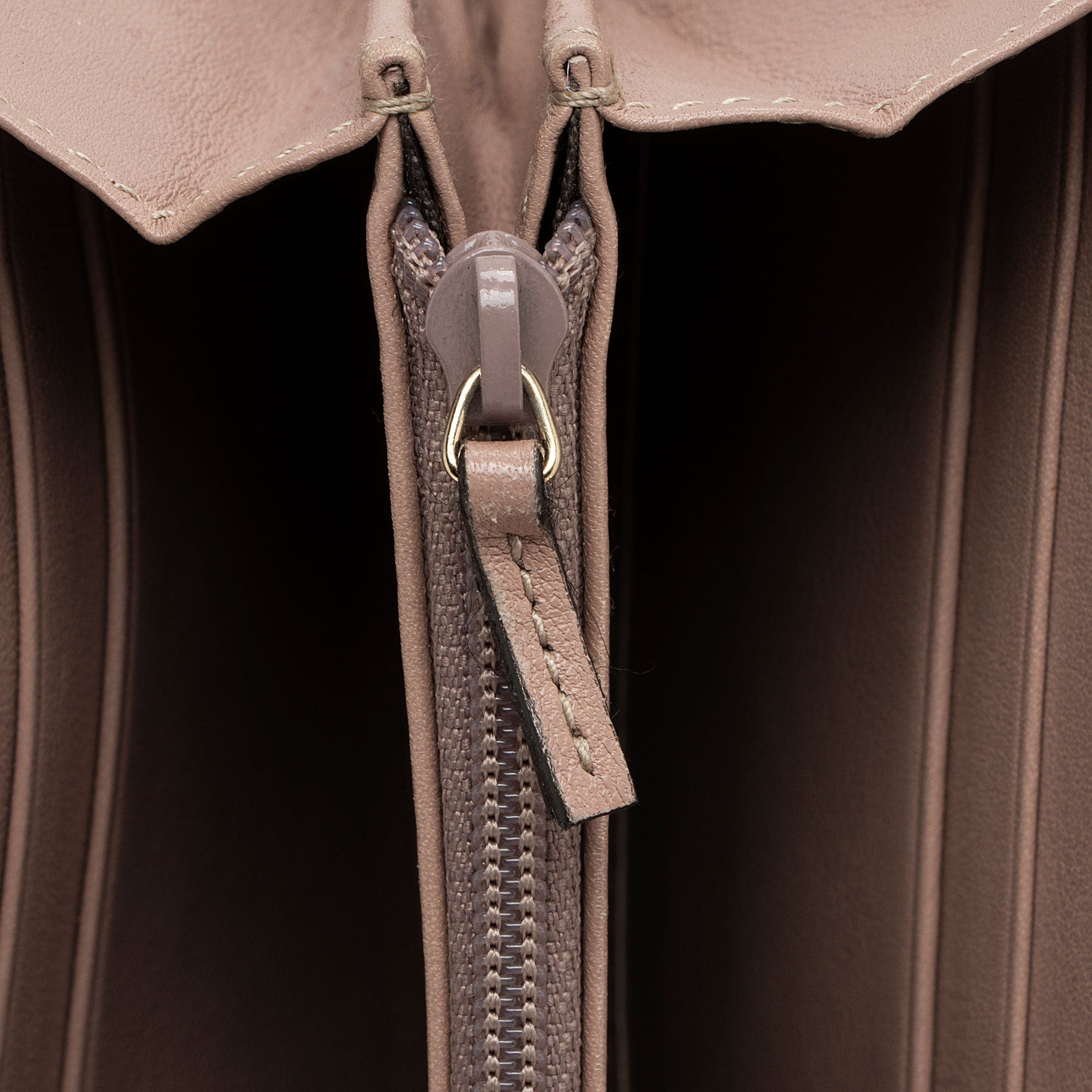 Gucci Guccissima Leather Bree Continental Wallet (SHF-NXJ3NA)