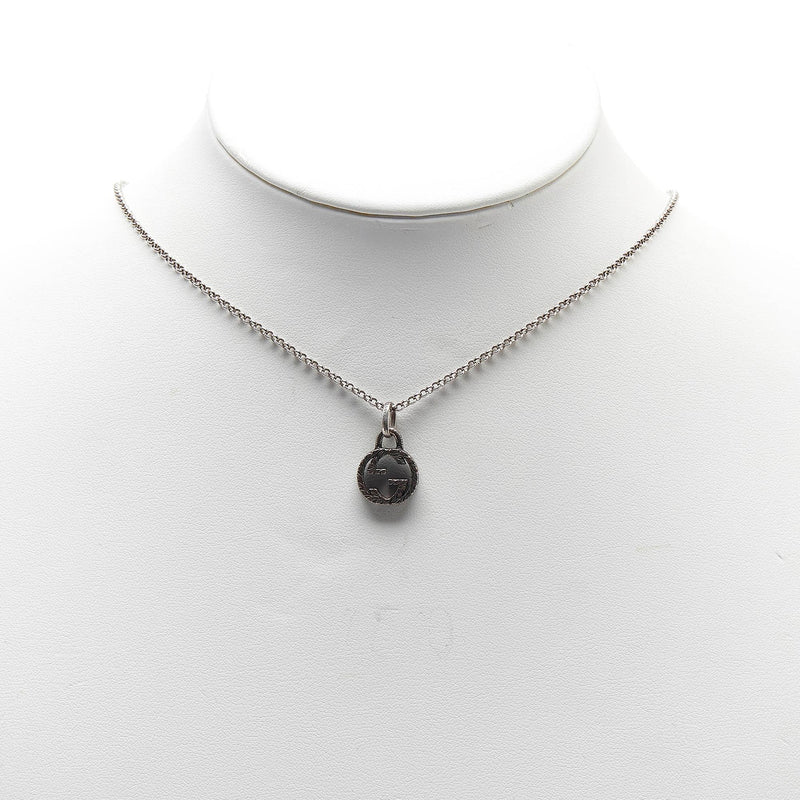 Interlocking g pendant necklace gucci hotsell