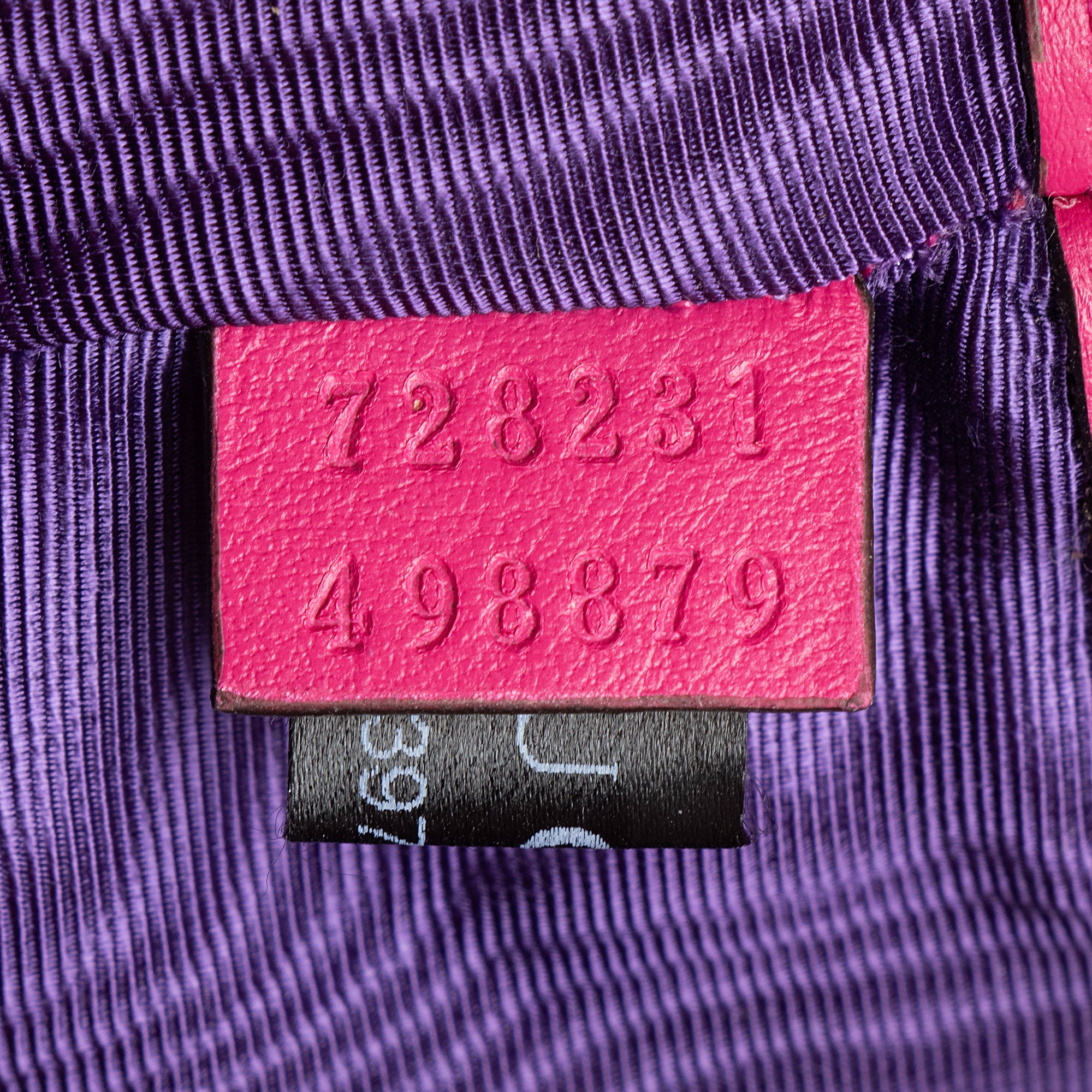 Gucci Jumbo GG Matelasse Leather Bucket Bag