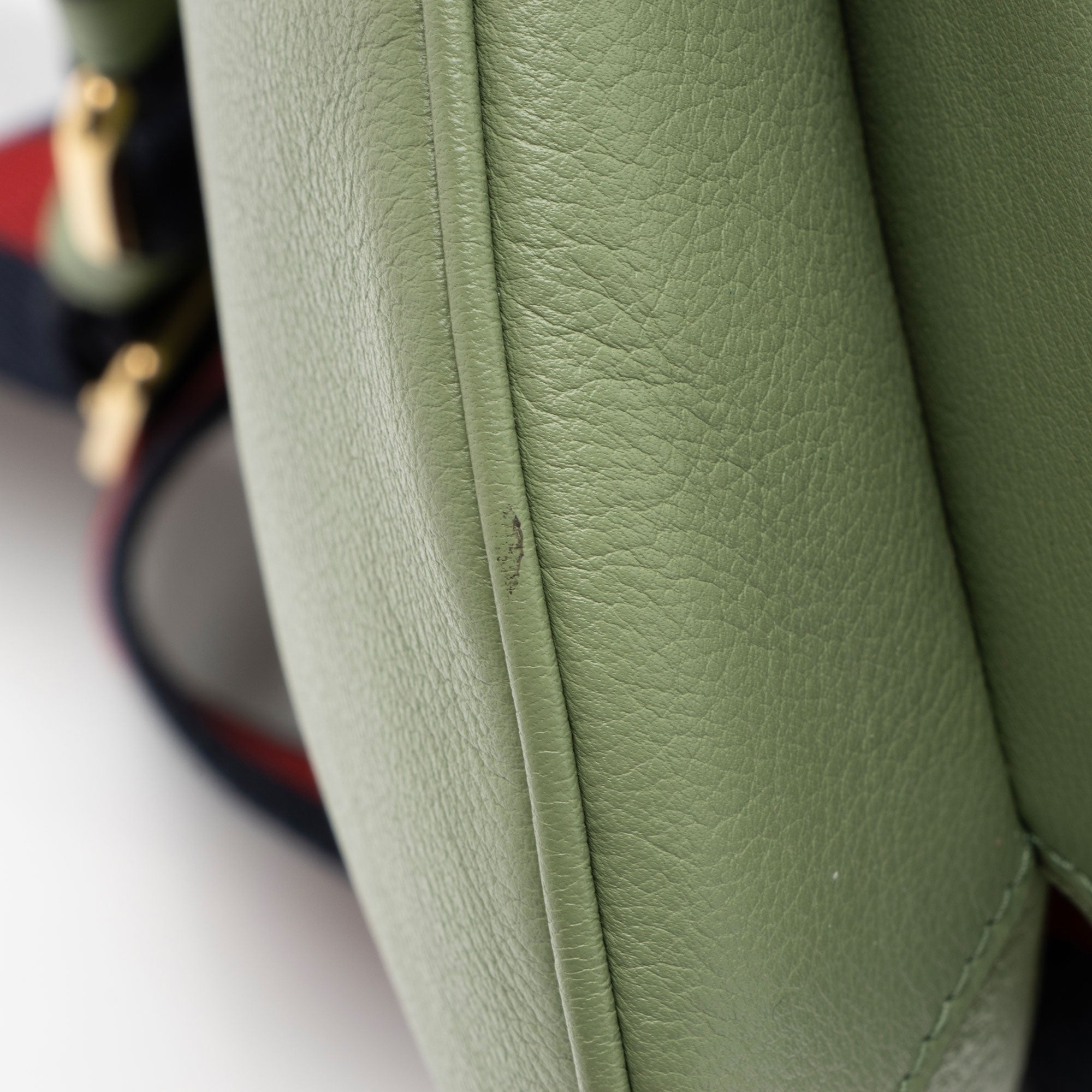 Gucci Leather Blondie Medium Shoulder Bag