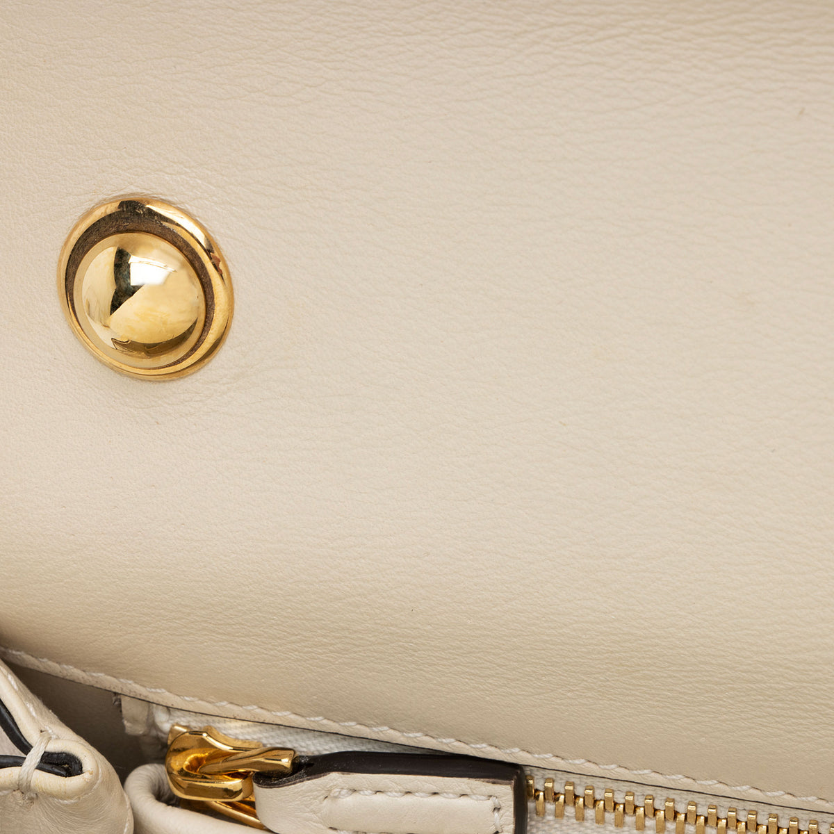 Gucci Leather Blondie Turnlock Top Handle