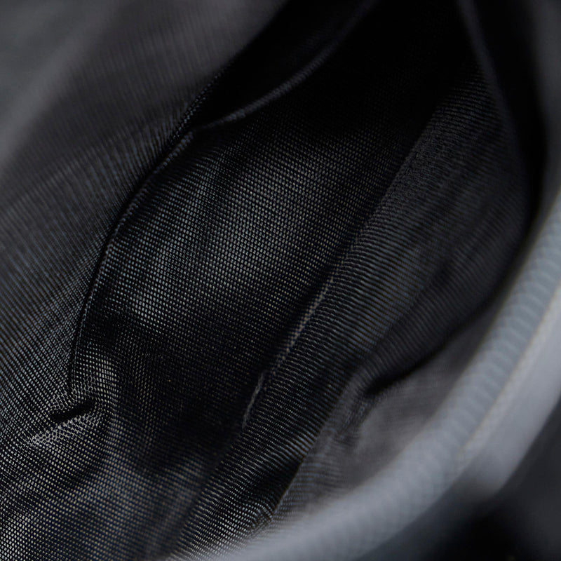 Gucci Leather Drawstring Shoulder Bag (SHG-RSAtpw)