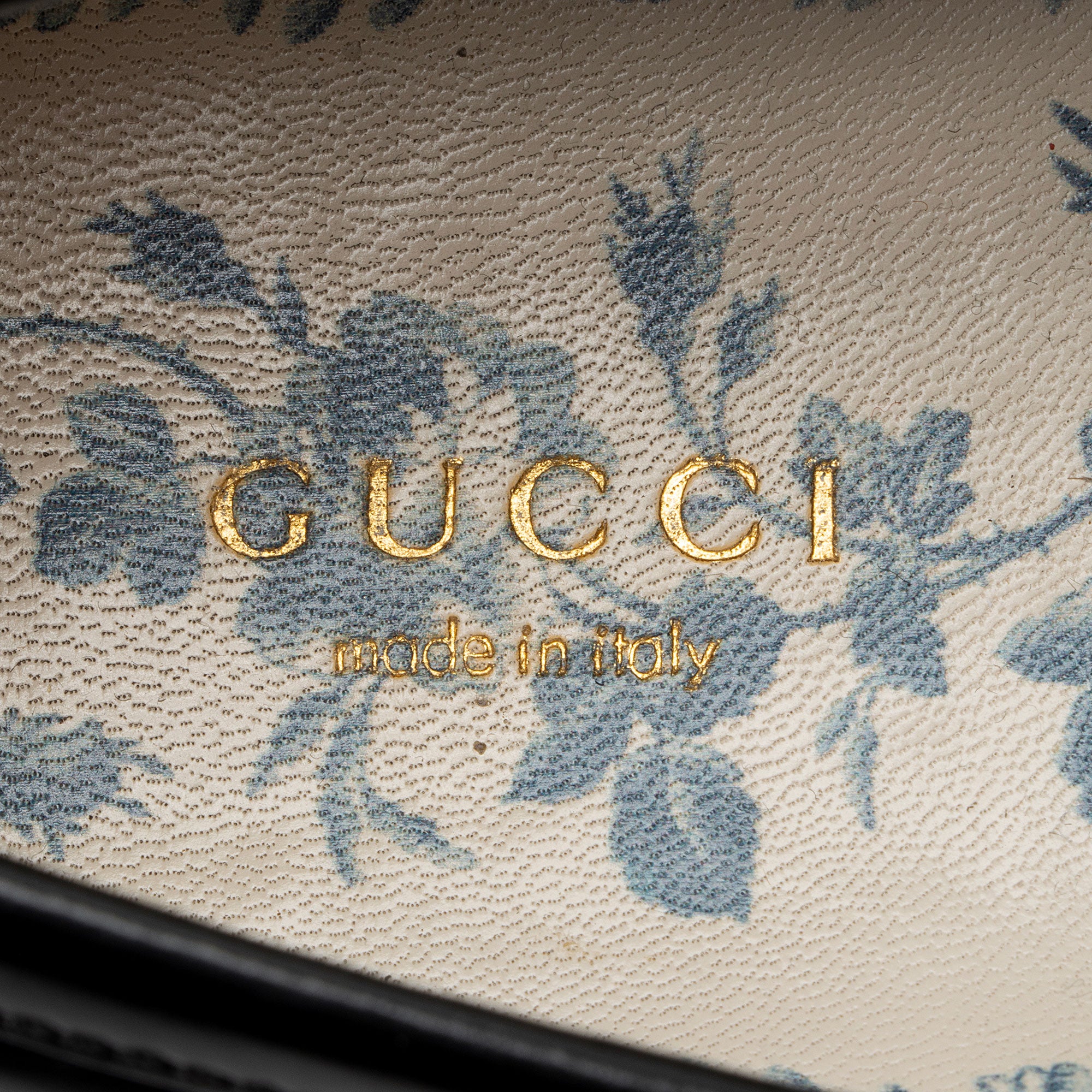 Gucci Leather Horsebit Lug Sole Loafers - Size 7 / 37 (SHF-OX7xlG)