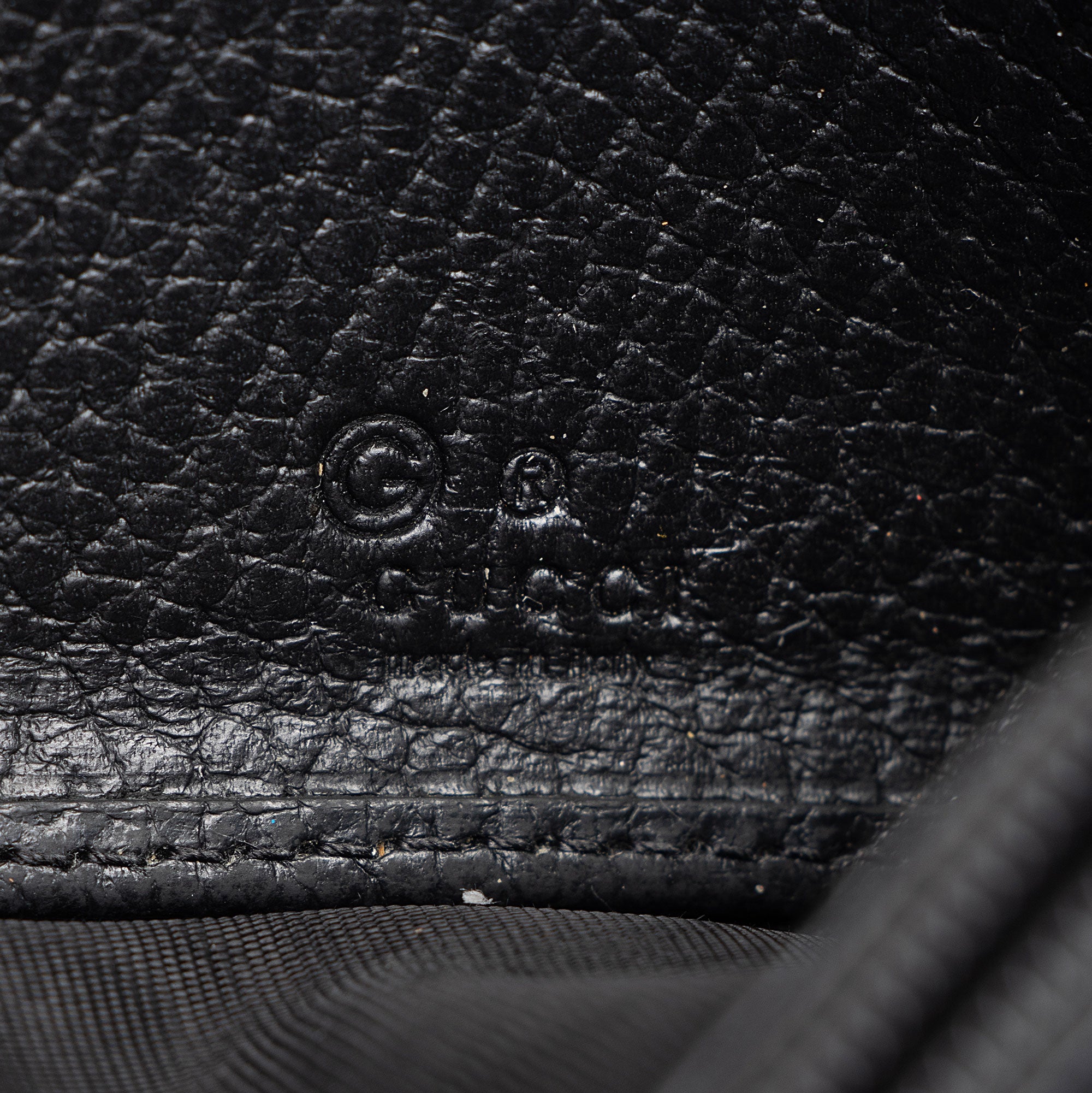 Gucci Leather Interlocking G Continental Wallet