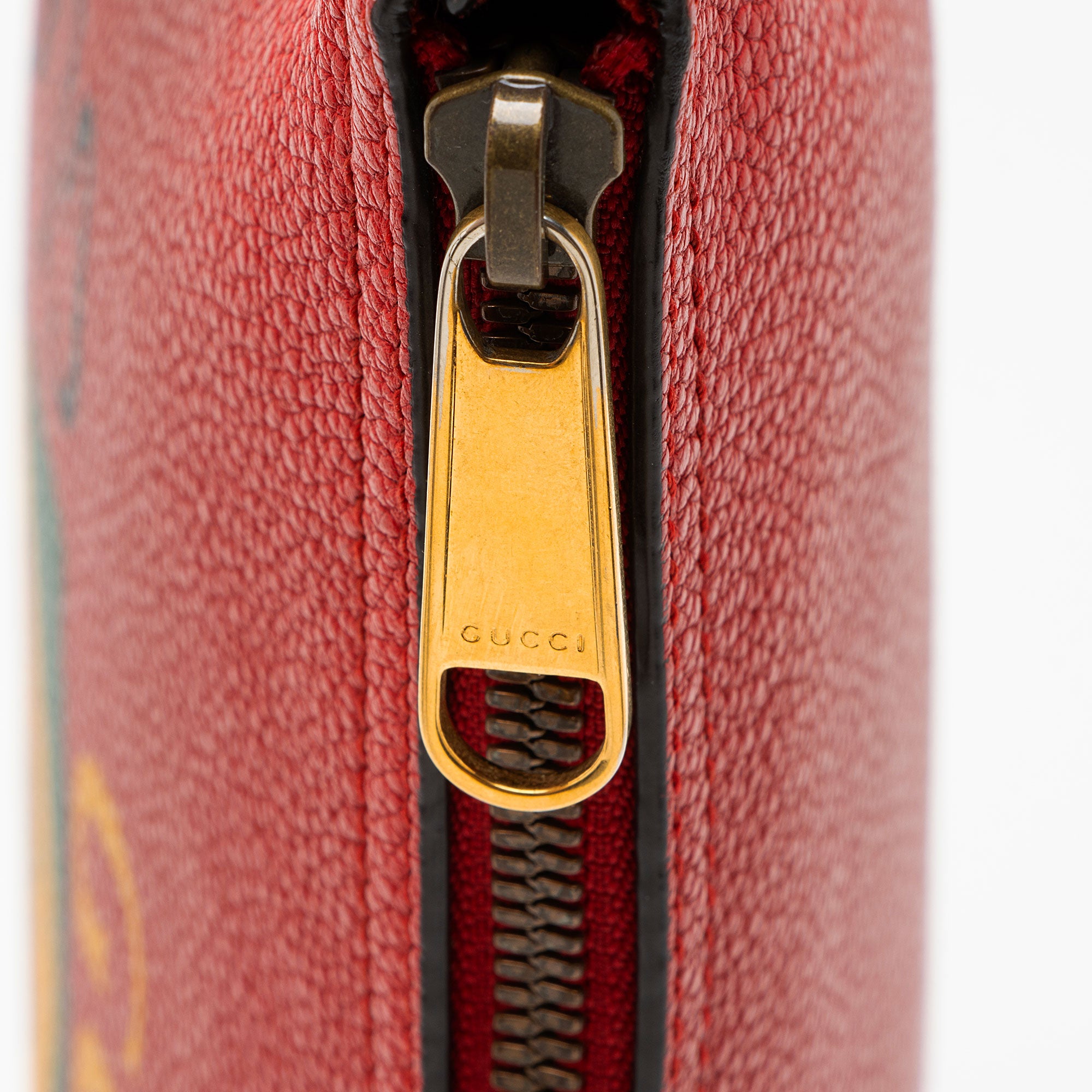 Gucci Leather Logo Zip Pouch