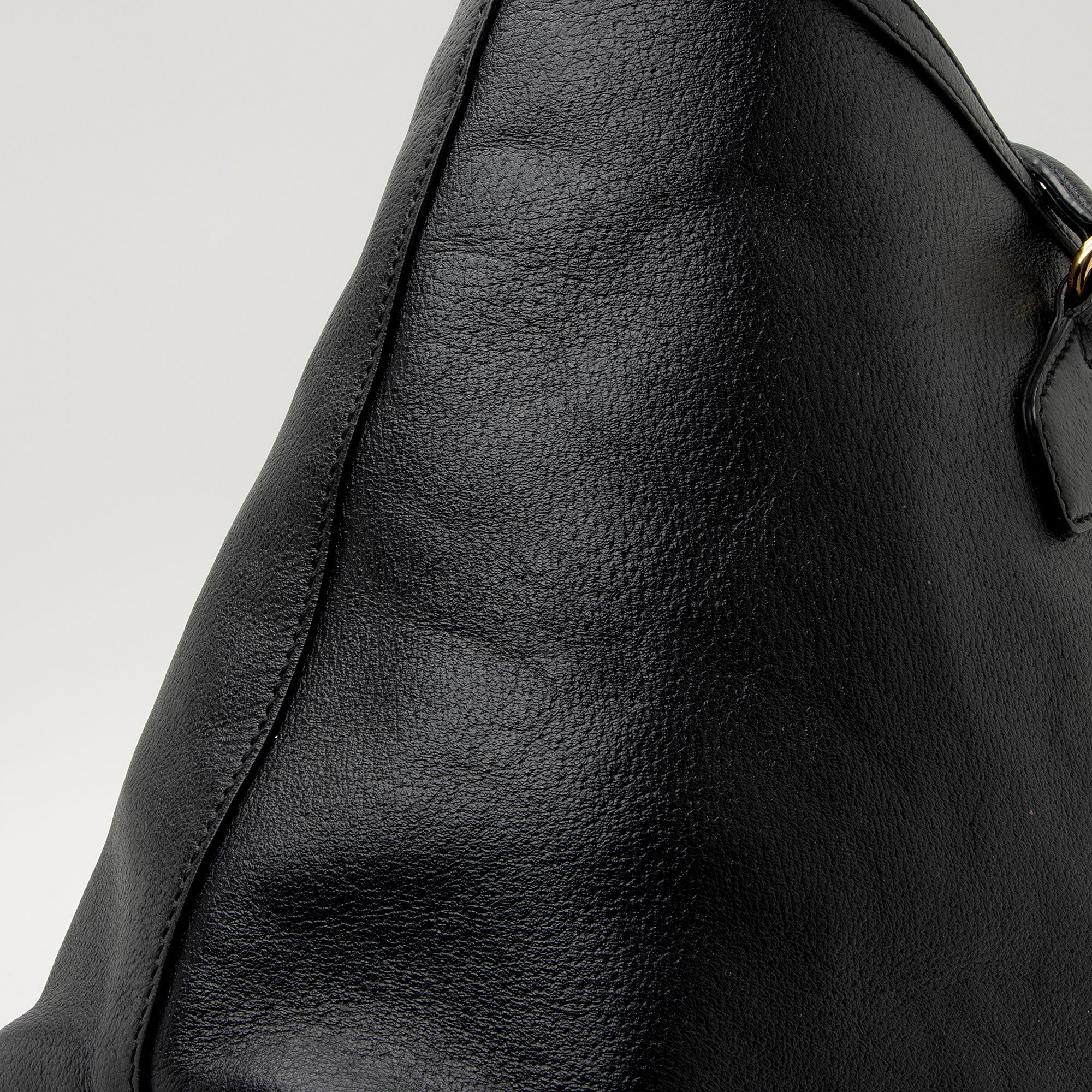 Gucci Leather Ophidia Medium Tote (SHF-Va9F9R)