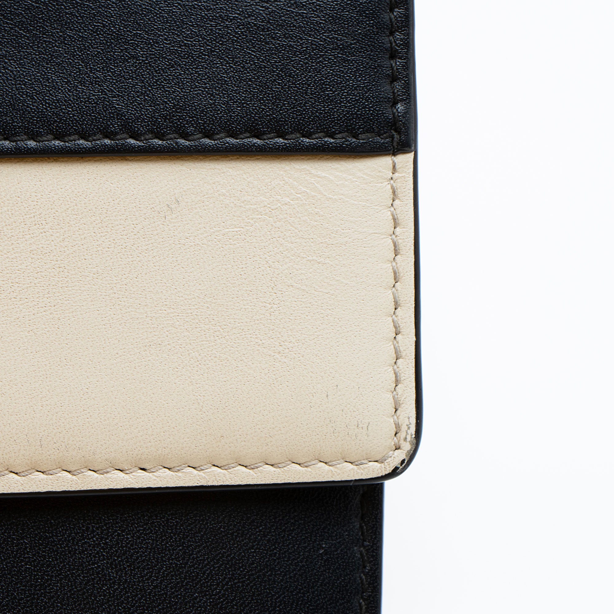 Gucci Leather Queen Margaret Wallet on Chain