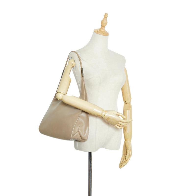 Gucci Leather Shoulder Bag (SHG-Mbyxog)