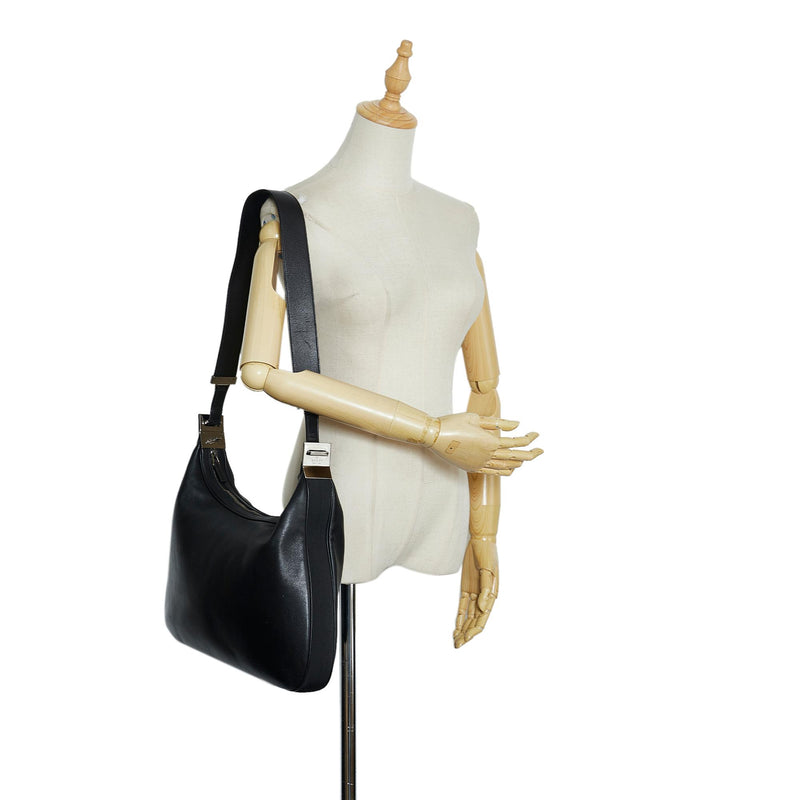 Gucci Leather Shoulder Bag (SHG-oraqyj)