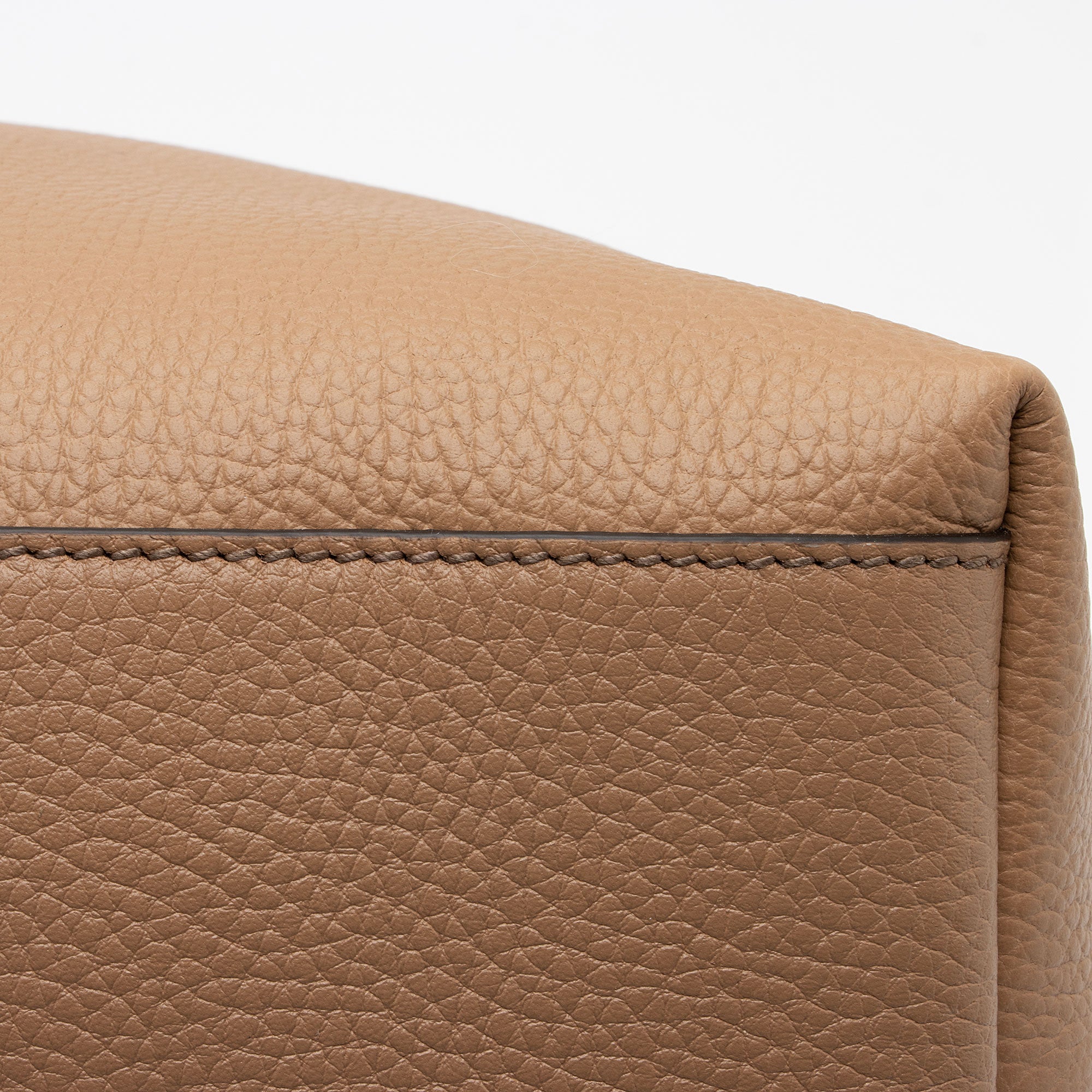 Gucci Leather Soho Medium Shoulder Bag (SHF-XL0Vpo)