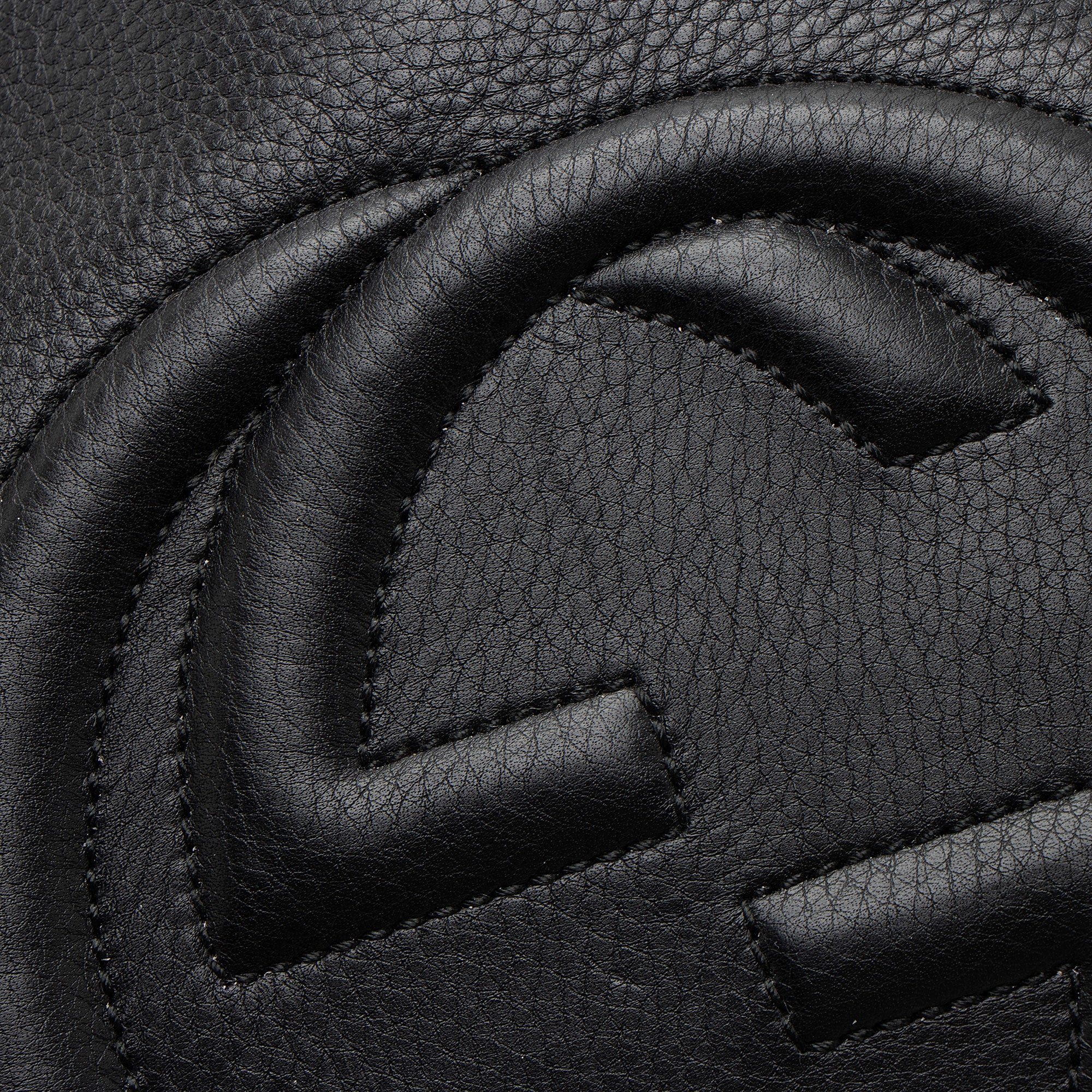 Gucci Leather Soho Medium Shoulder Bag (SHF-u260oT)