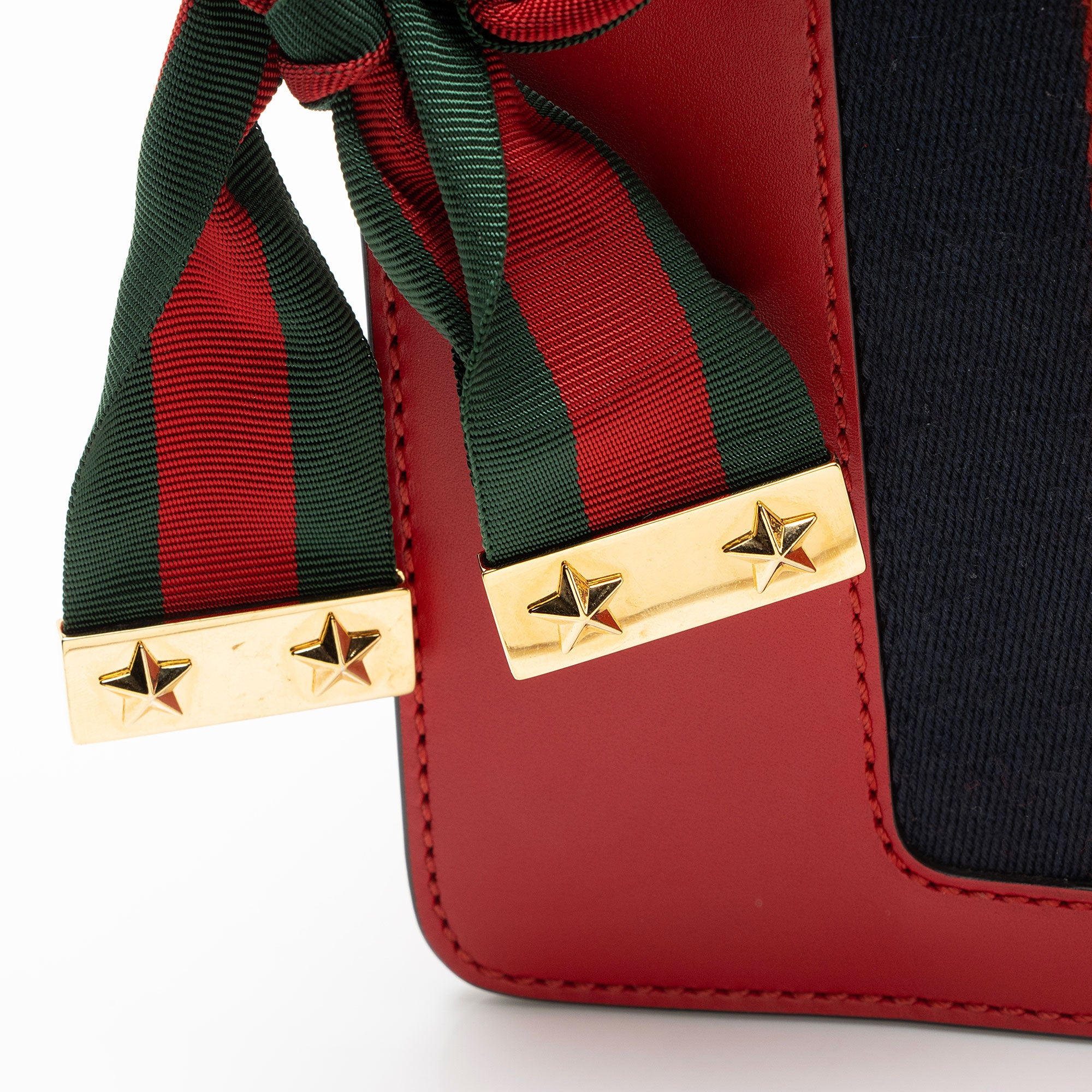 Gucci Leather Sylvie Mini Chain Bag