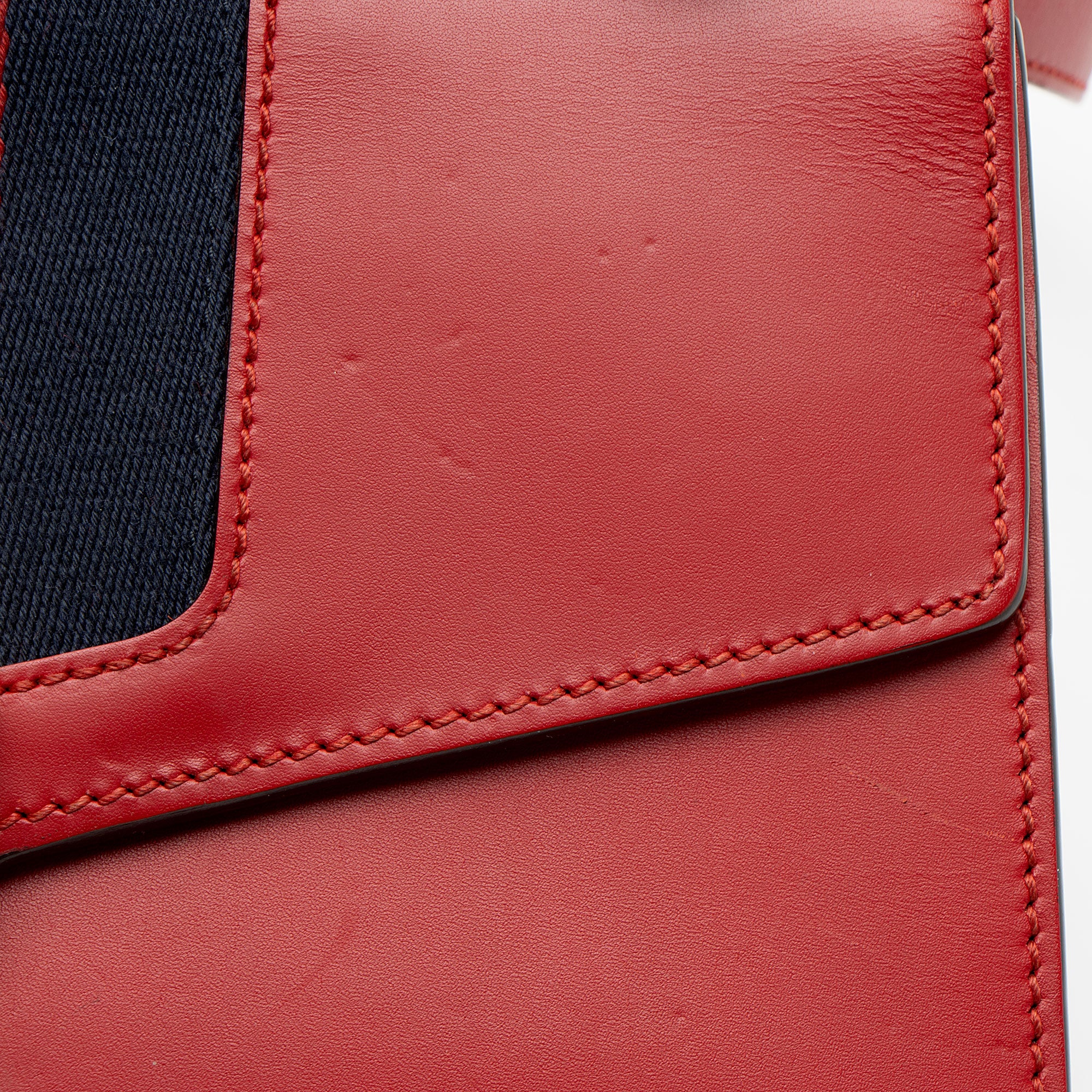 Gucci Leather Sylvie Small Shoulder Bag