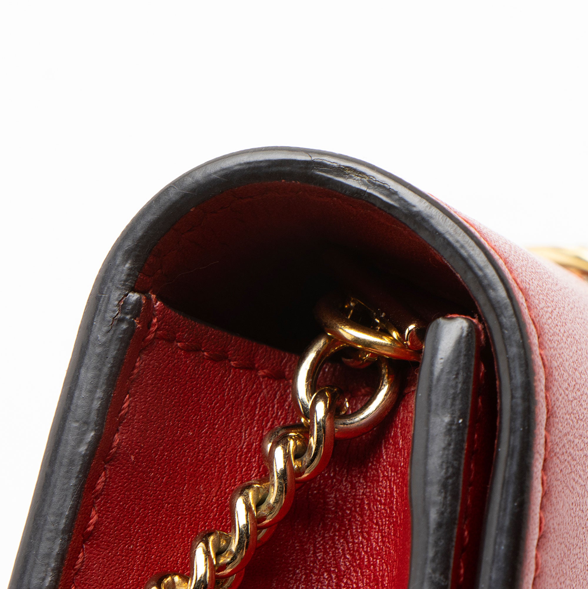 Gucci Leather Sylvie Super Mini Bag