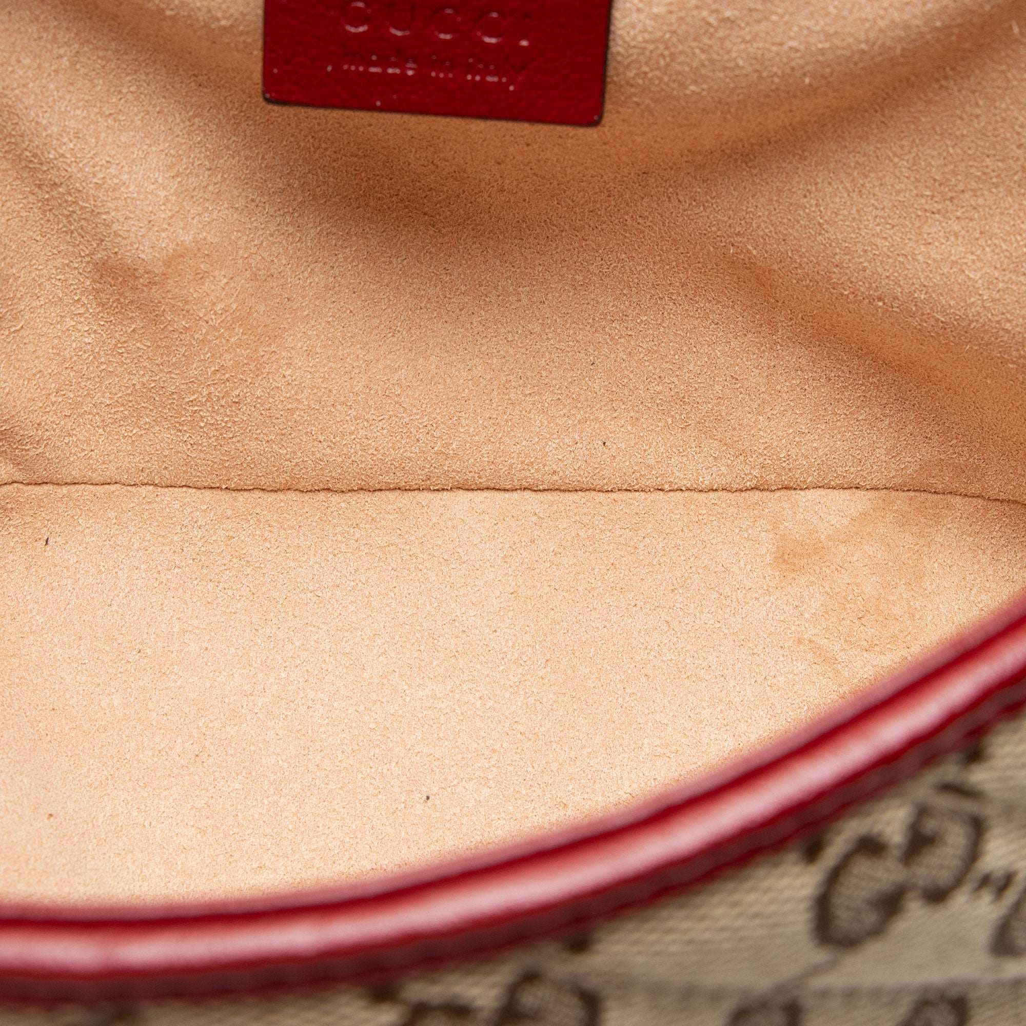 Gucci Matelasse GG Canvas GG Marmont Medium Flap Bag